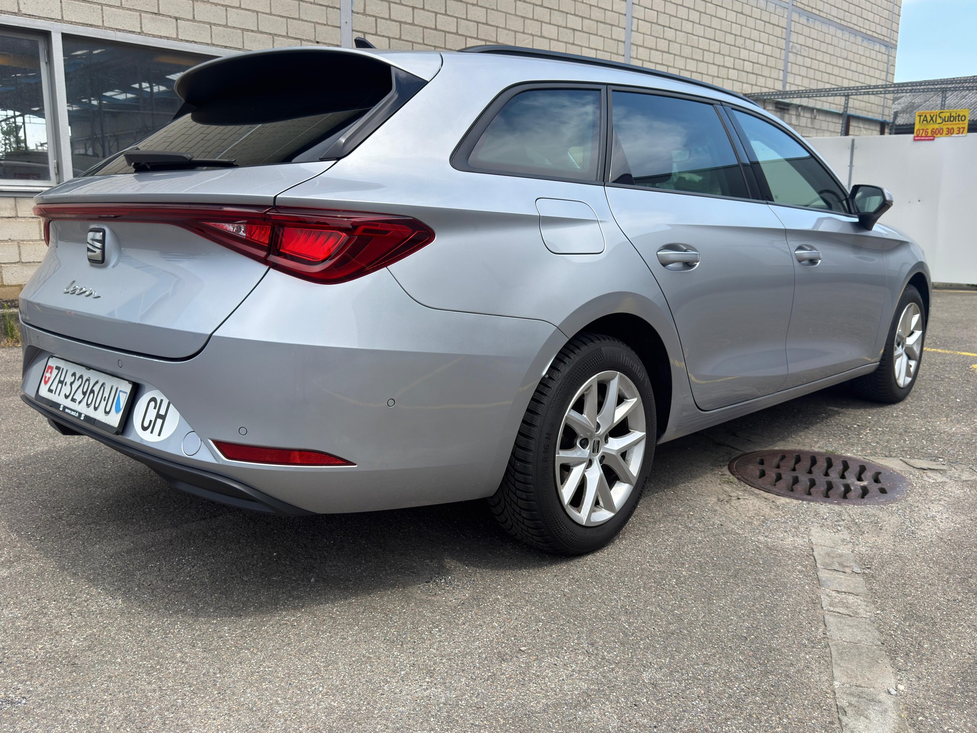 SEAT Leon ST 2.0 TDI EVO DSG Style-image-5