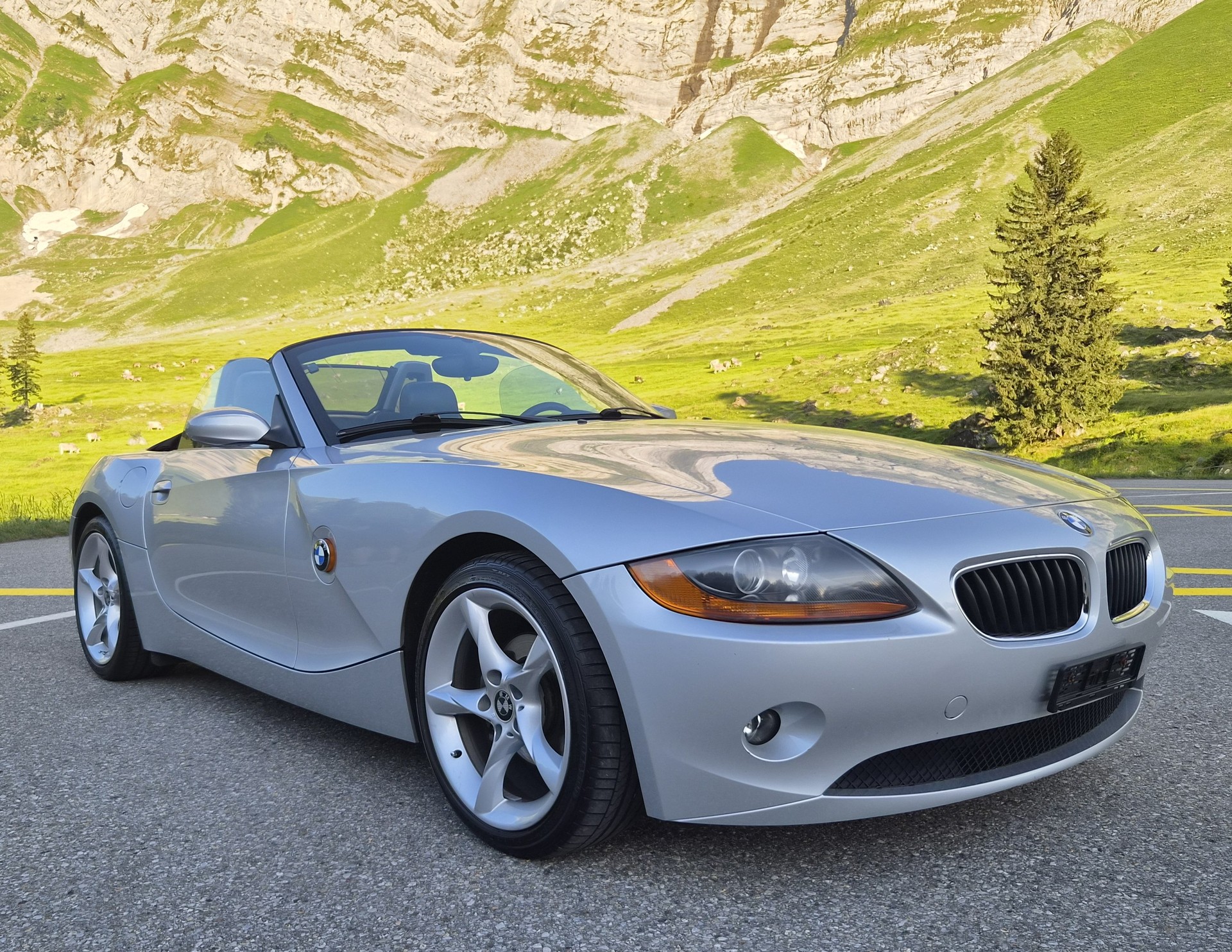 BMW Z4 2.2i Roadster-image-1