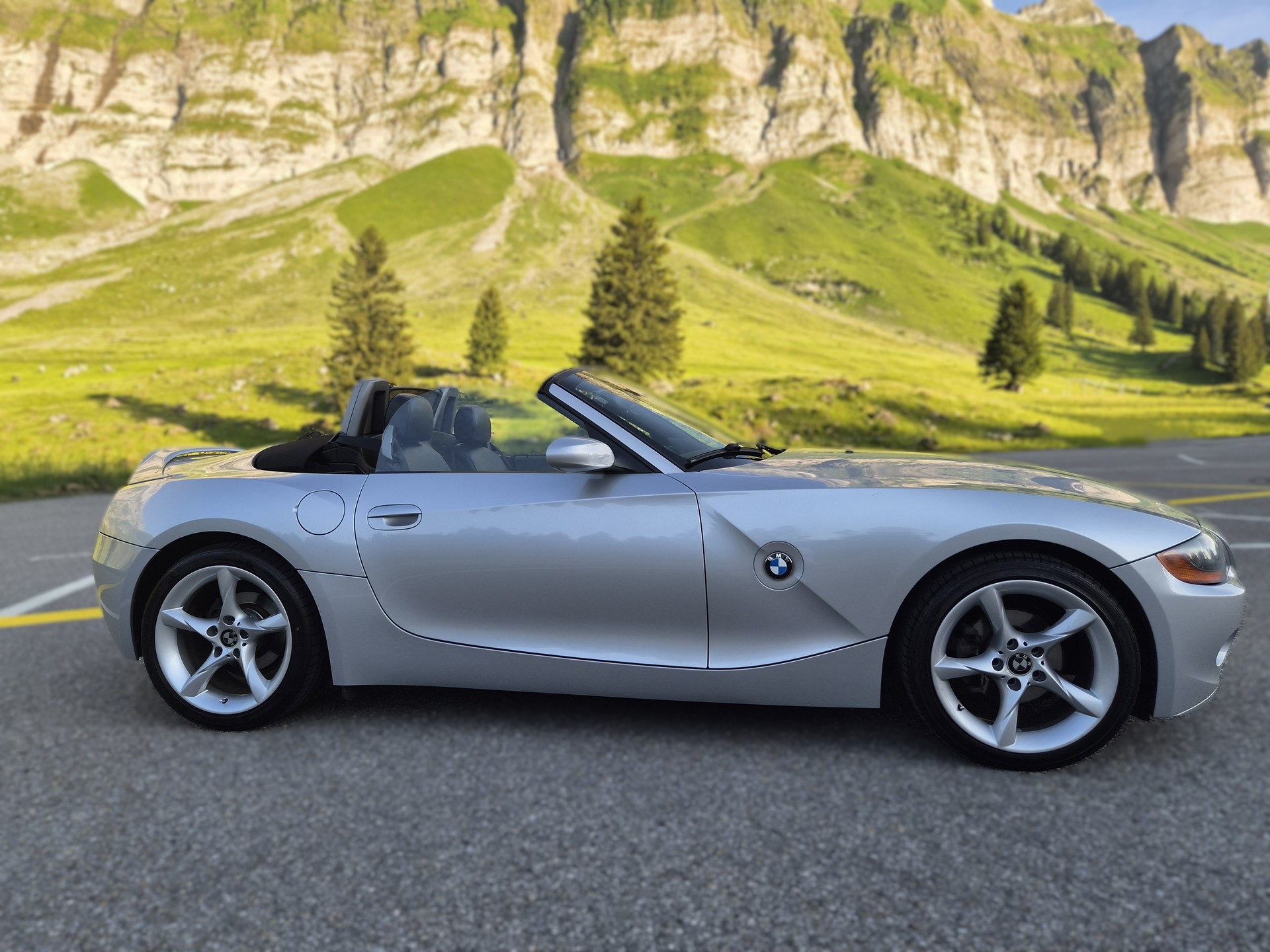 BMW Z4 2.2i Roadster-image-4