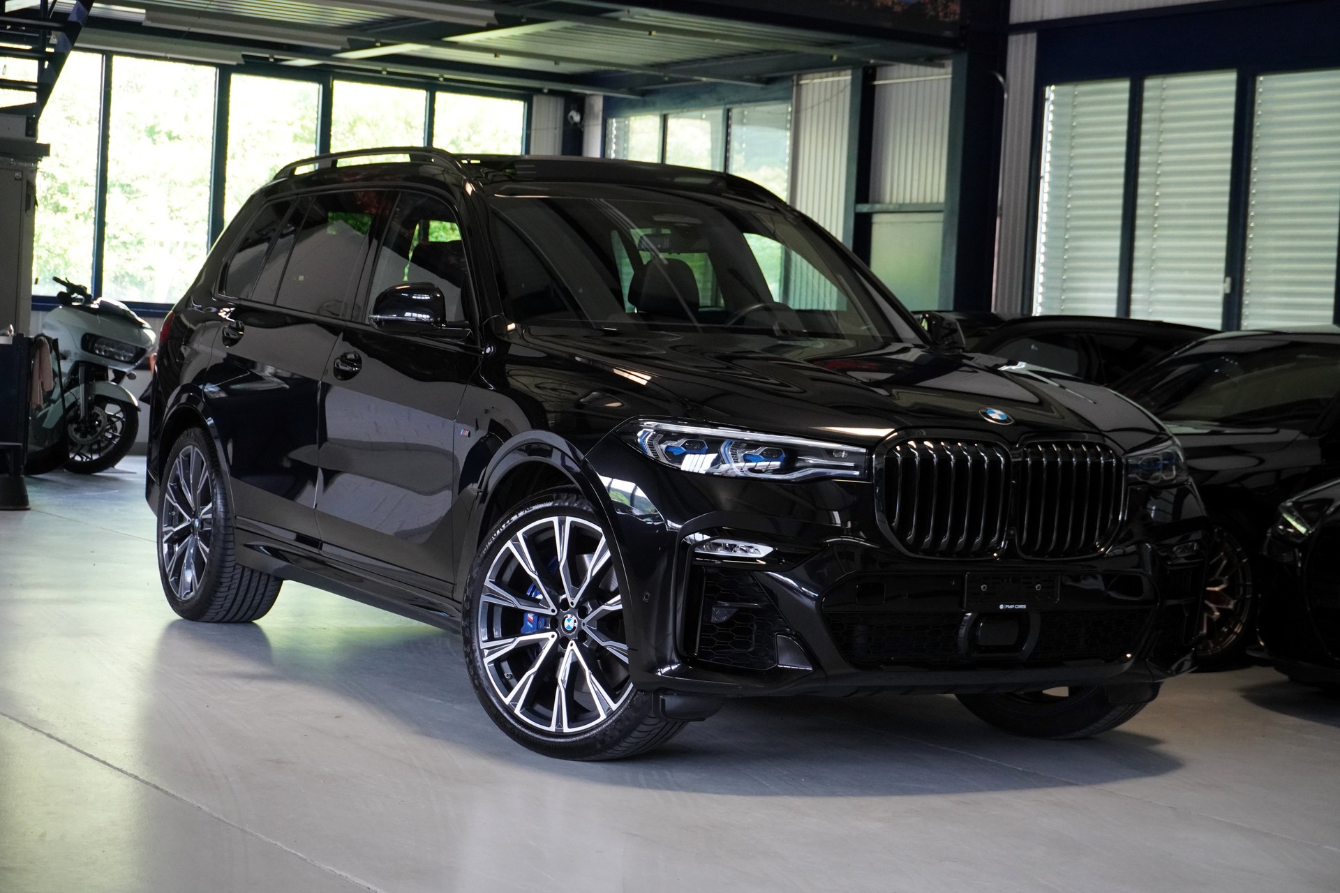 BMW X7 xDrive M50i Steptronic-image-0