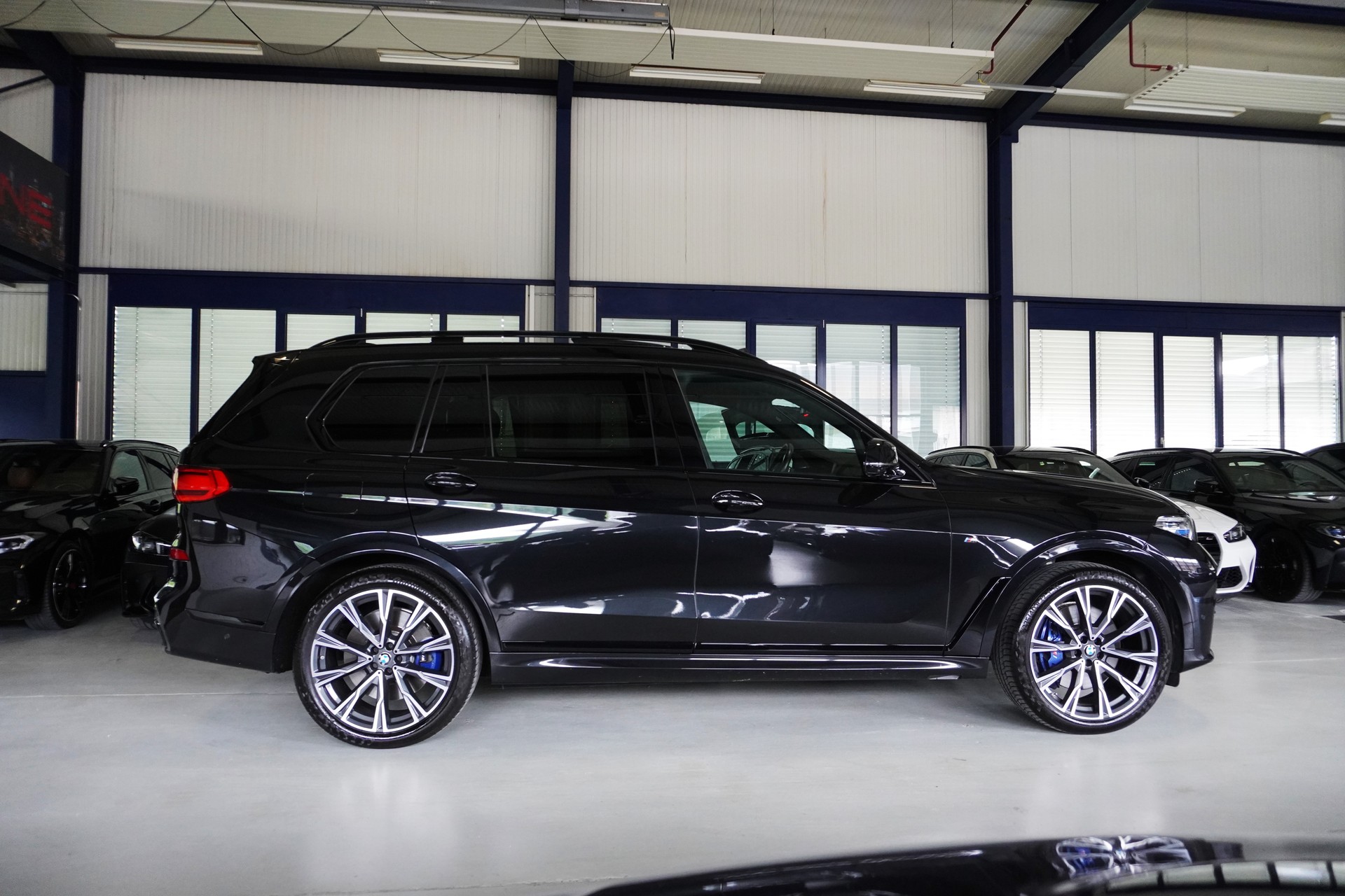 BMW X7 xDrive M50i Steptronic-image-4