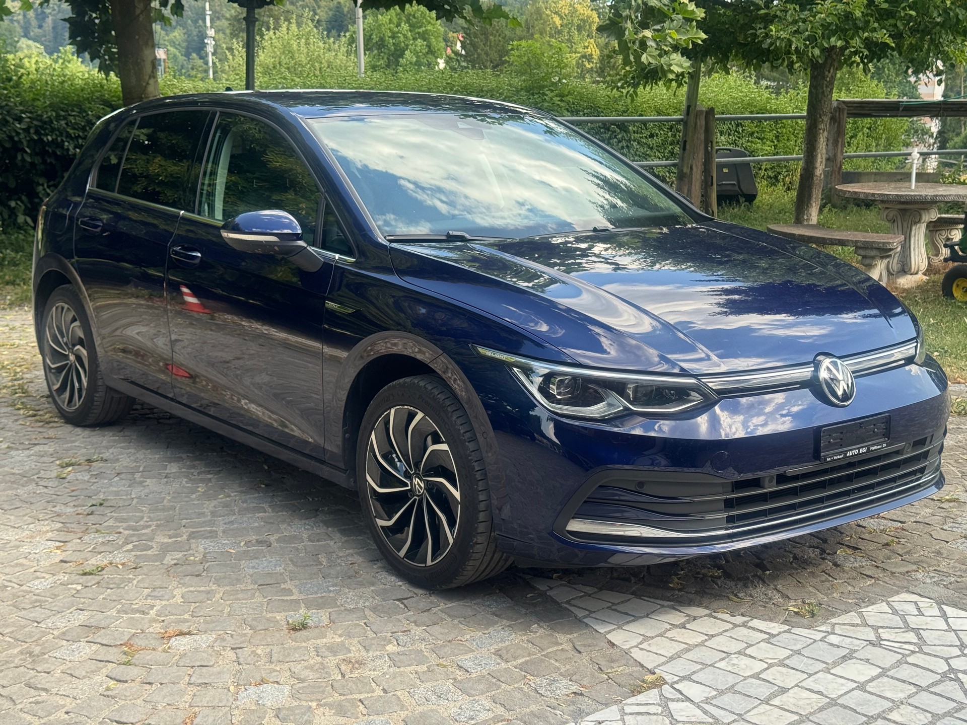 VW Golf 1.5 eTSI mHEV ACT Style DSG-image-2