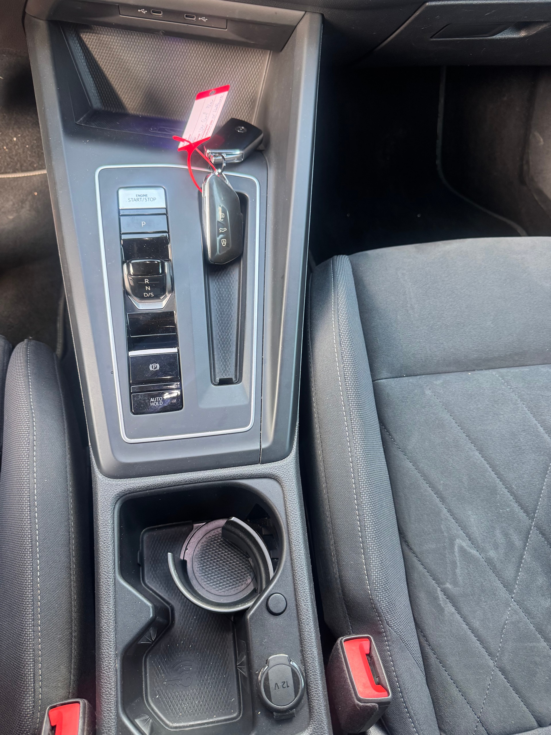 VW Golf 1.5 eTSI mHEV ACT Style DSG-image-6