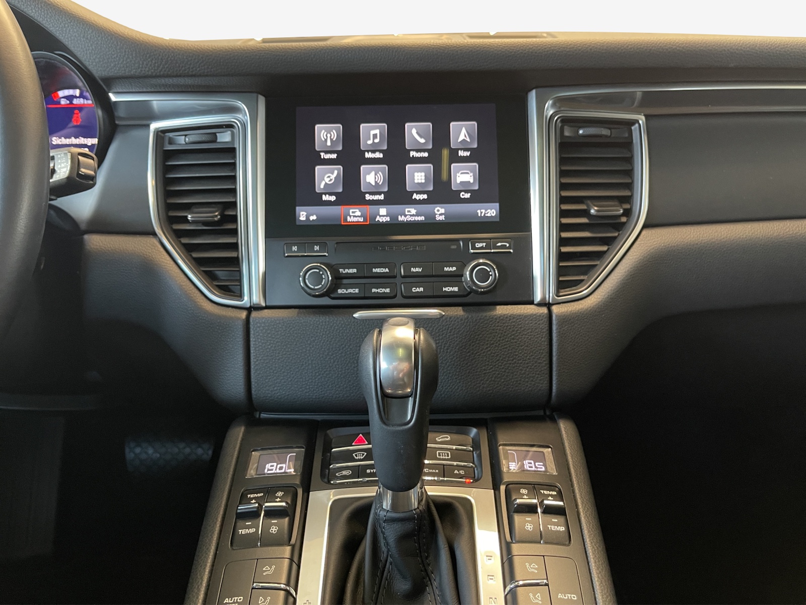 PORSCHE Macan PDK-image-10