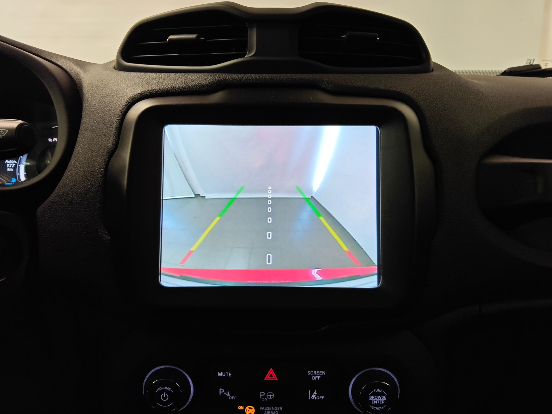 JEEP Renegade 1.3 Swiss Limited 4xe - Pneumatici invernali inclusi-image-10
