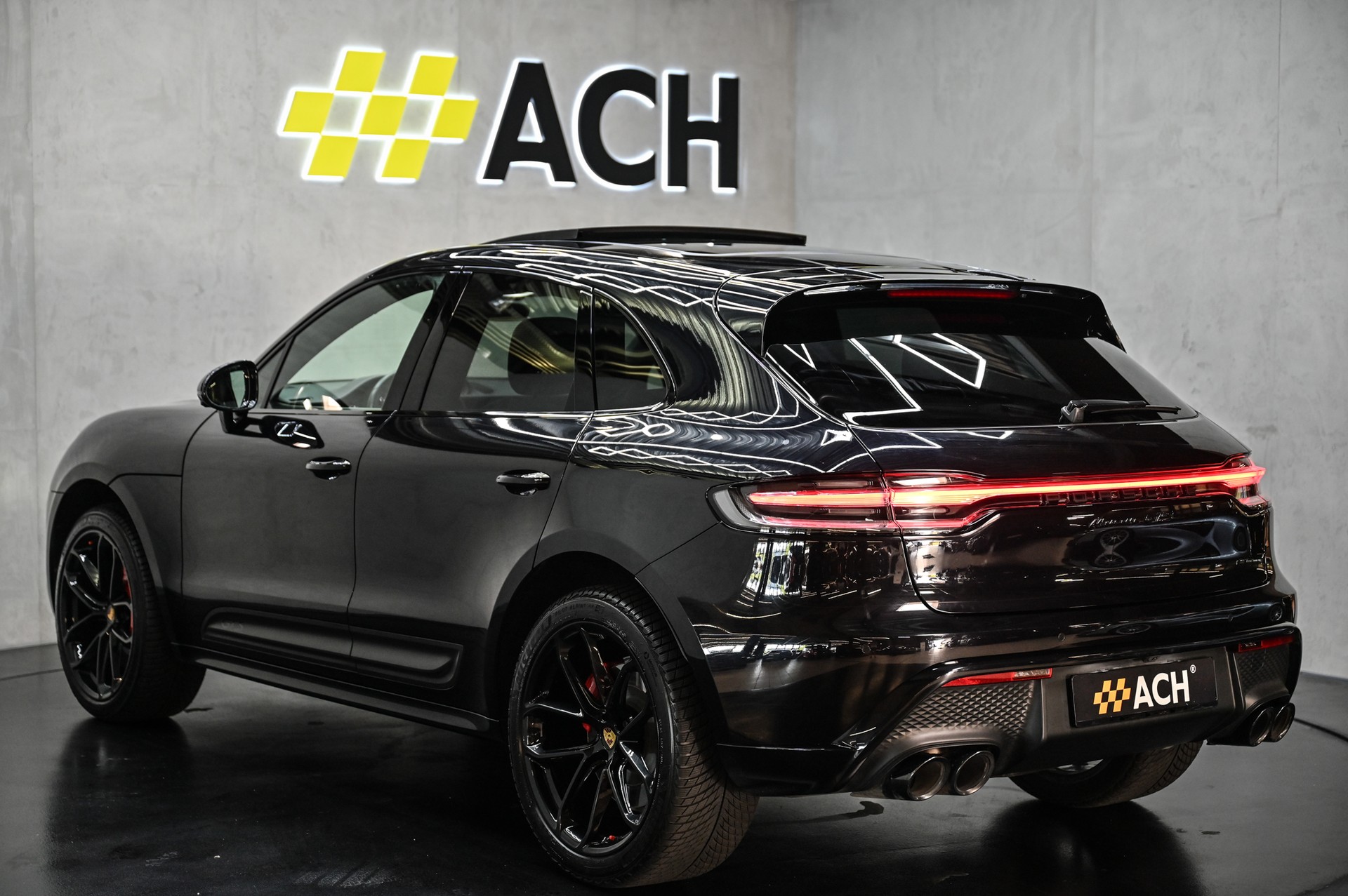 PORSCHE Macan 2.9 V6 GTS-image-3