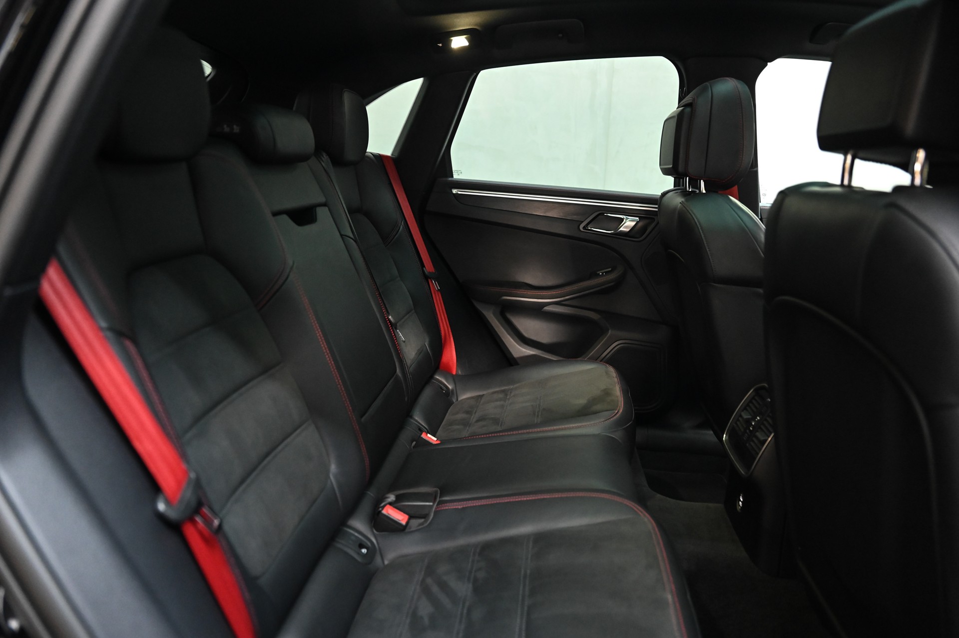 PORSCHE Macan 2.9 V6 GTS-image-26