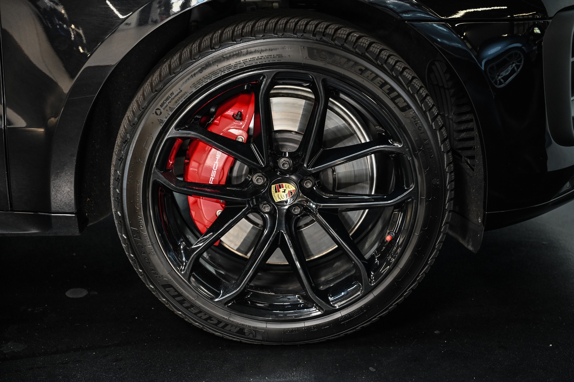 PORSCHE Macan 2.9 V6 GTS-image-16
