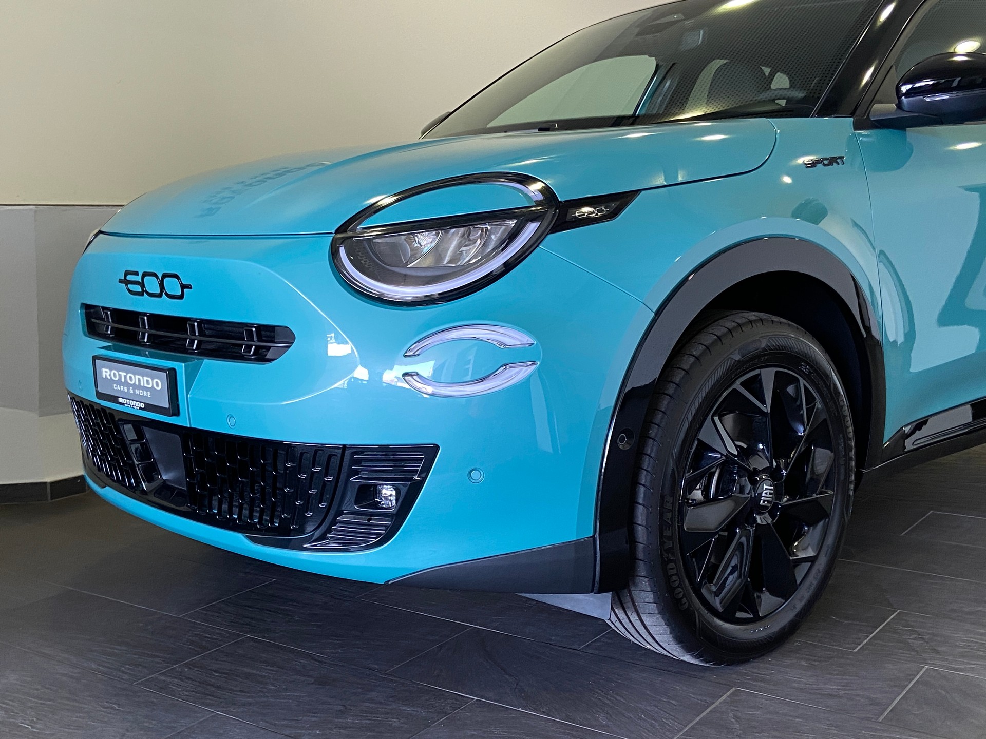 FIAT 600h Mild Hybrid Sport 145PS-image-2