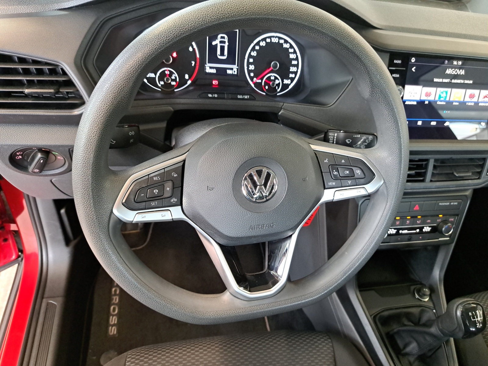 VW T-Cross 1.0 TSI-image-17