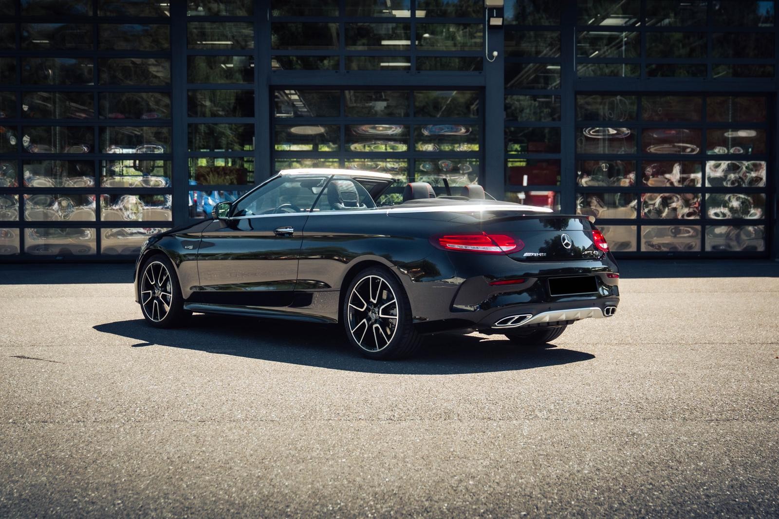 MERCEDES-BENZ C 43 AMG 4matic-image-3