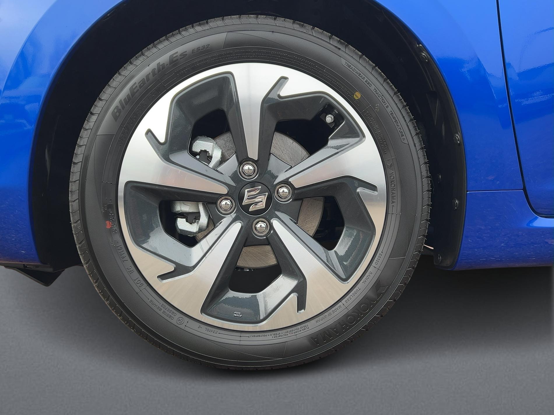 SUZUKI Swift 1.2 Compact Top Hybrid-image-10