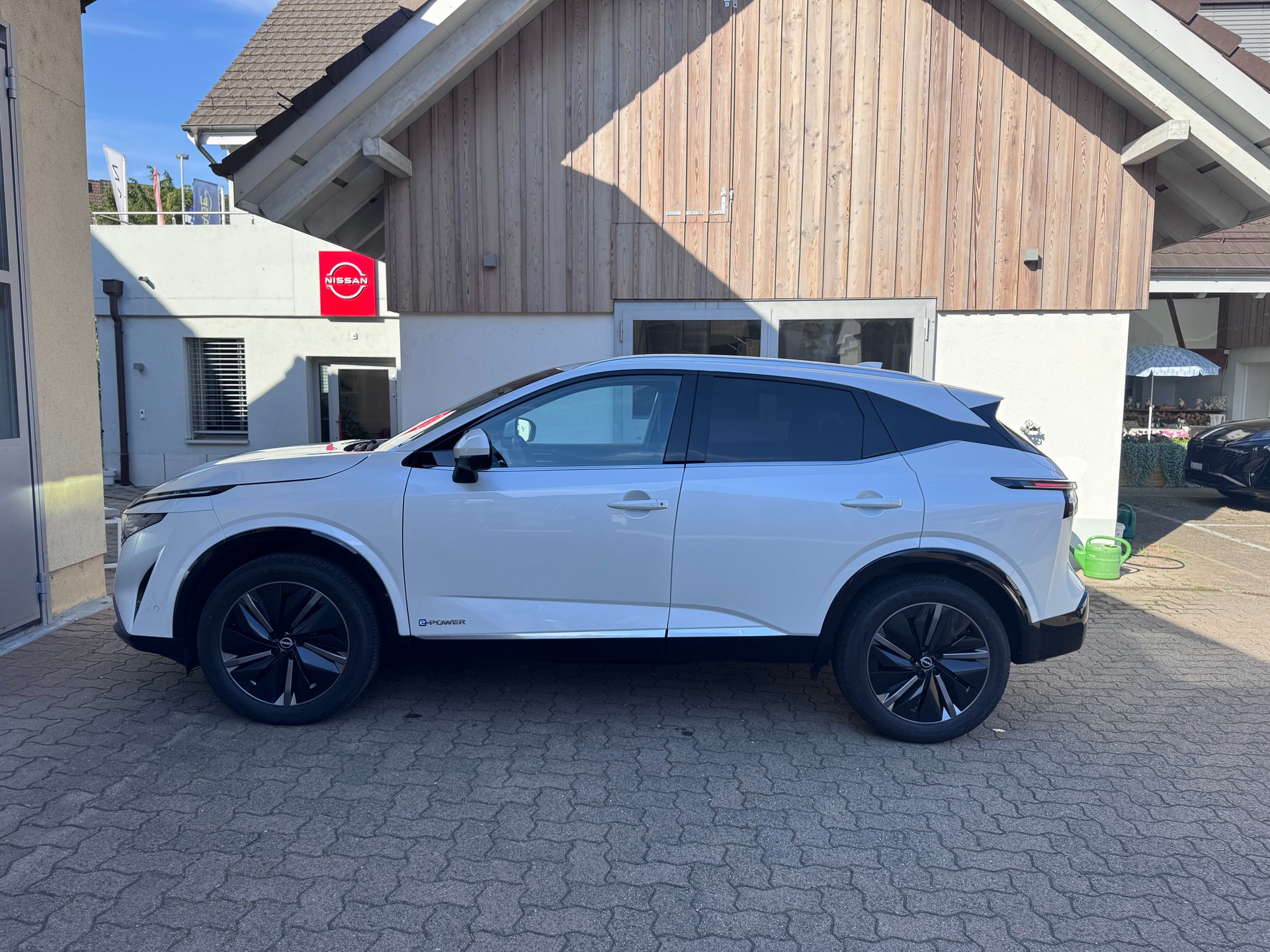 NISSAN Qashqai 1.5 VC-T e-Power Tekna-image-5