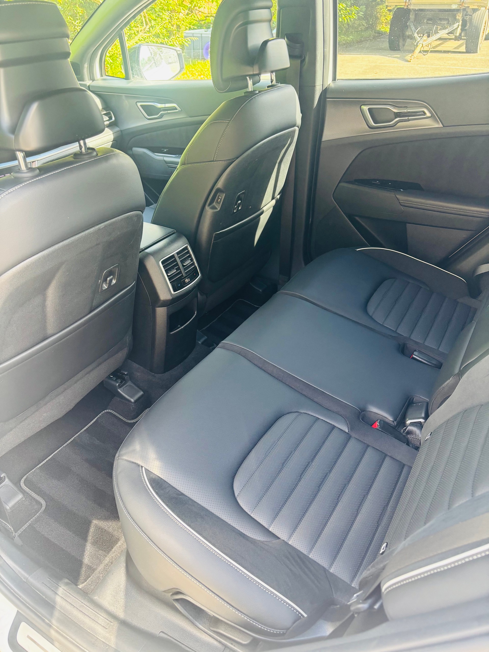 KIA 1.6 T-GDi Hybrid GT-Line-image-6