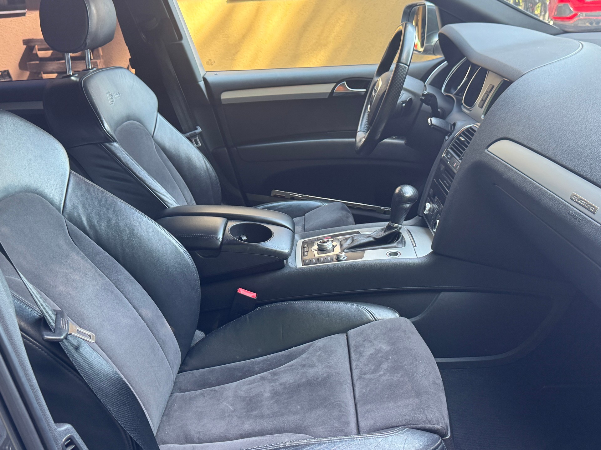 AUDI Q7 3.0 TDI quattro tiptronic-image-7