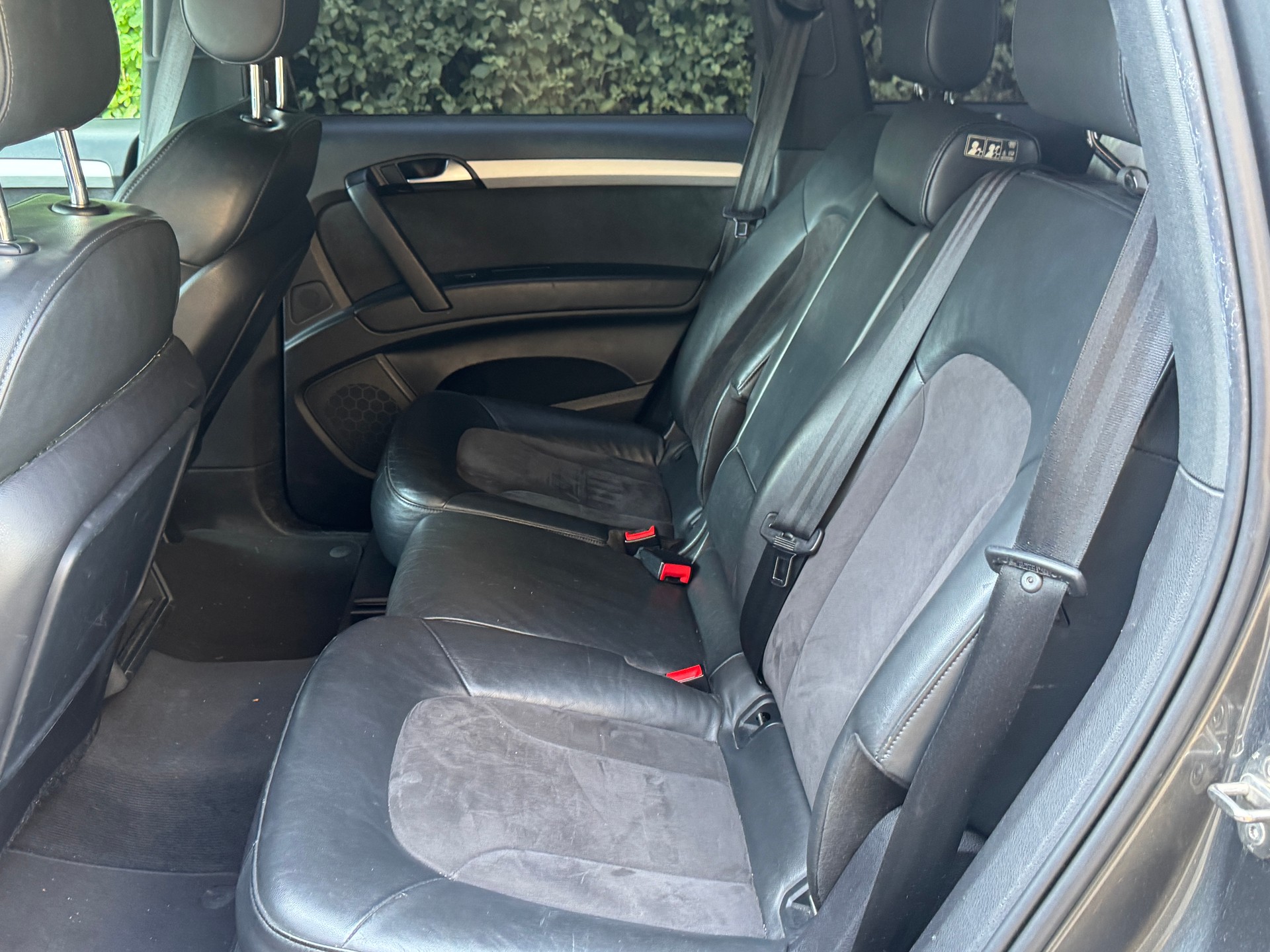 AUDI Q7 3.0 TDI quattro tiptronic-image-9