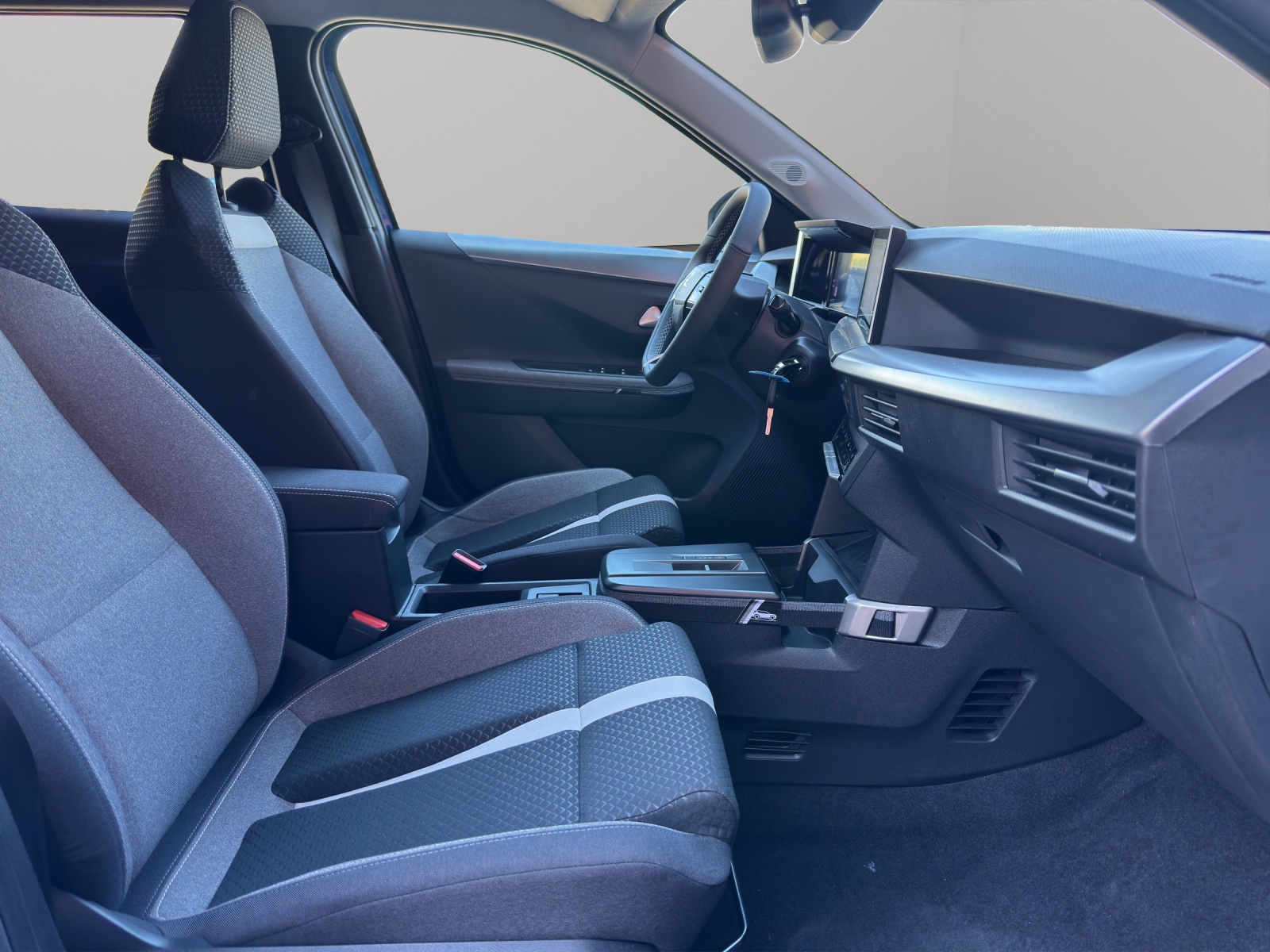 OPEL Frontera 1.2i MHEV GS *7-Plätzer*-image-12
