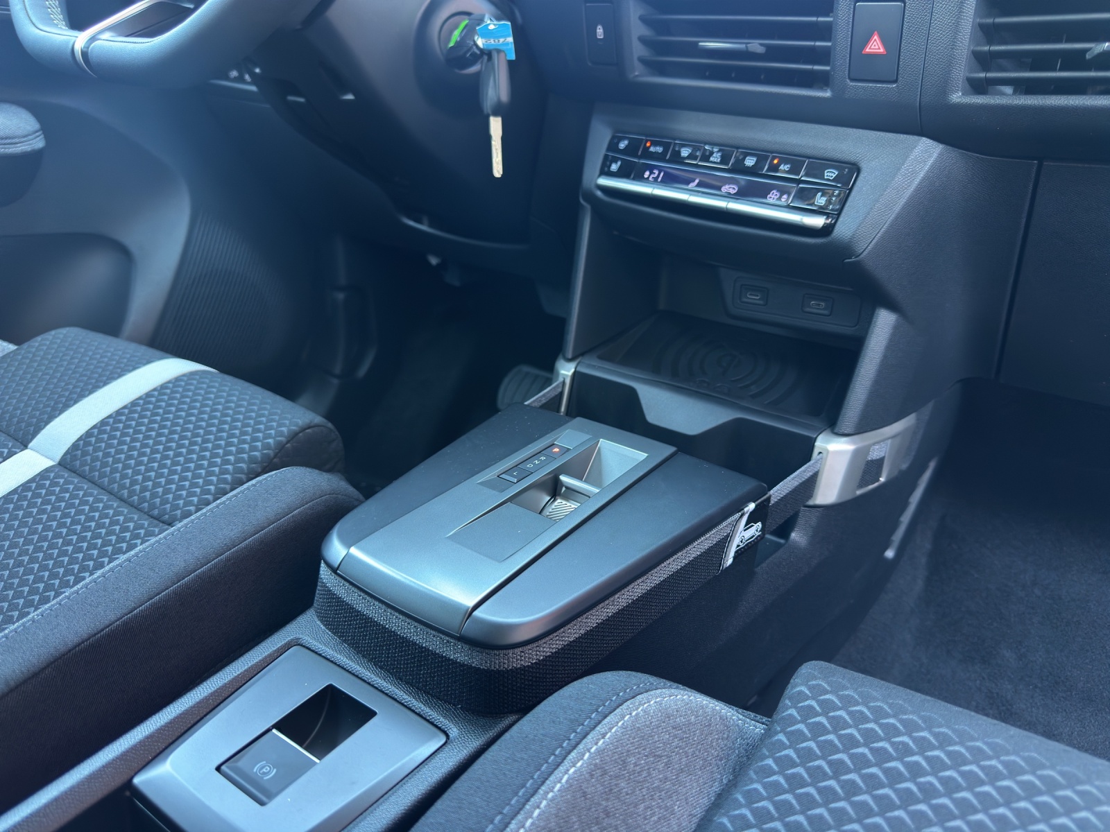 OPEL Frontera 1.2i MHEV GS *7-Plätzer*-image-11