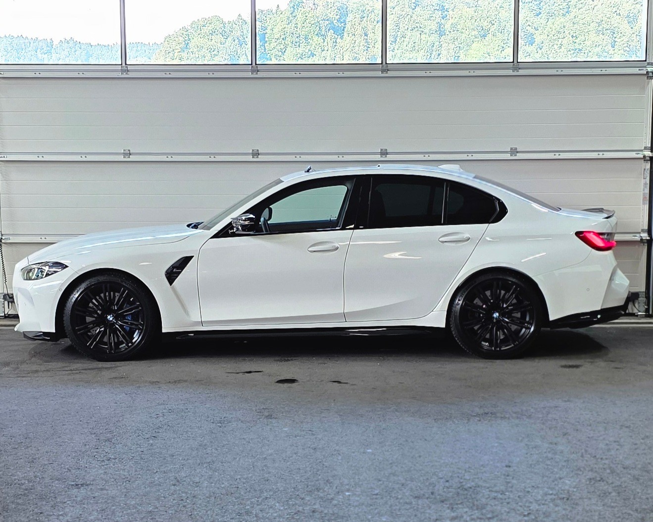 BMW M3 Competition *Panoramadach* 360°Kamera*Garantie bis 04.06.2028*-showroom-element-1