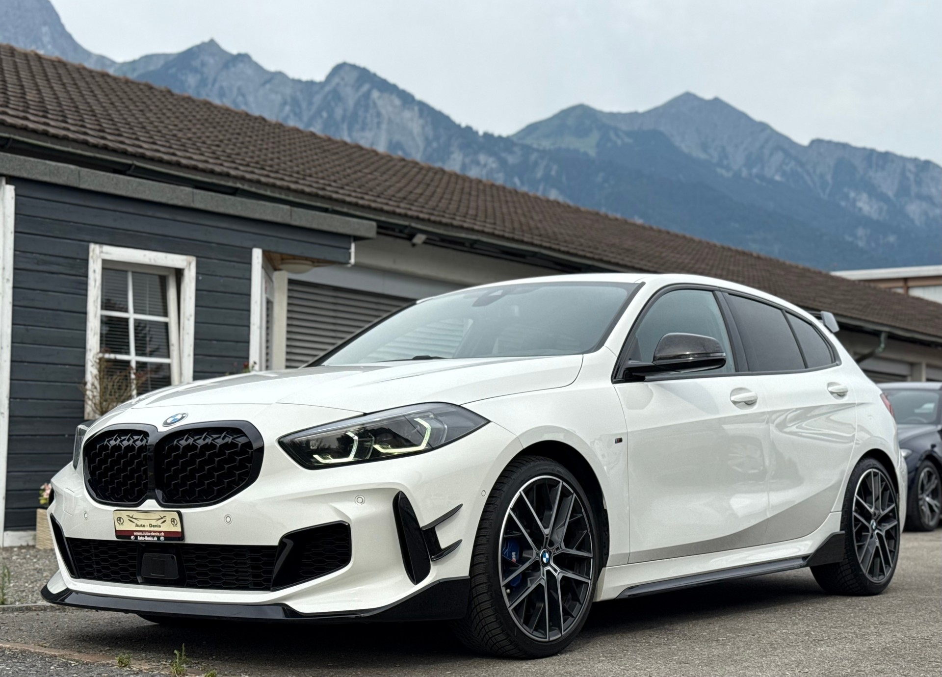 BMW M135i xDrive-image-0