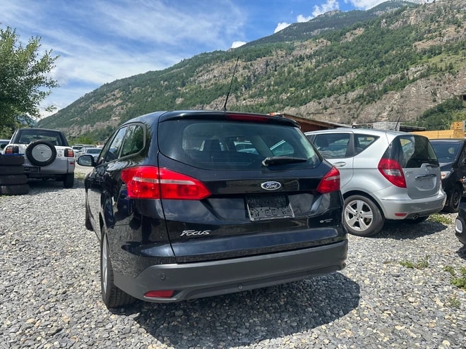 FORD Focus 1.5 TDCi Titanium X-image-4