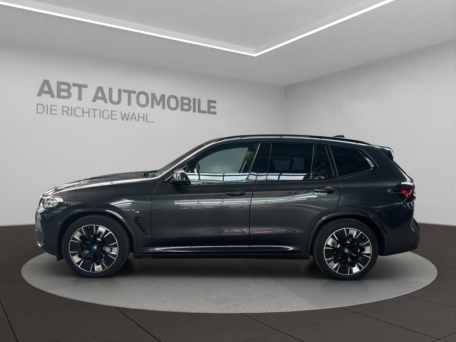 BMW iX3 E-Motor-showroom-element-2