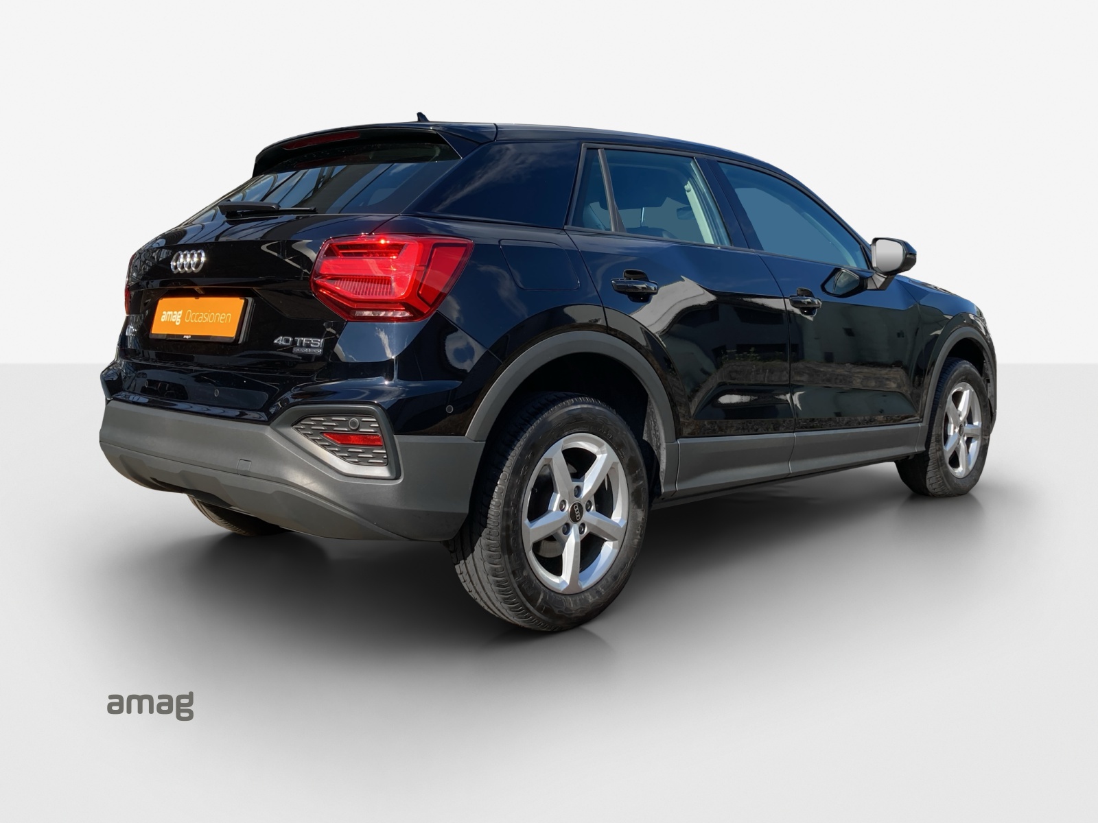 AUDI Q2 40 TFSI Attraction quattro S-tronic-image-4