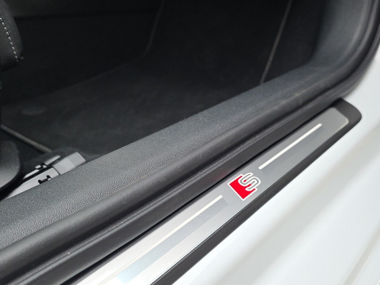 AUDI A3 Sportback 45 TFSI e S line Attraction S-tronic-image-15