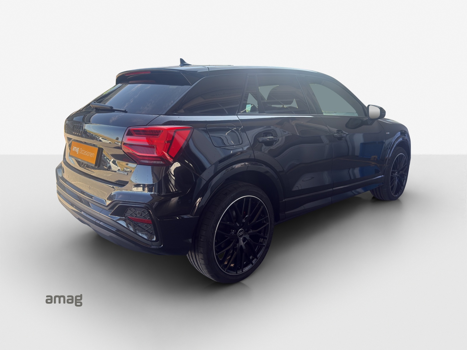 AUDI Q2 40 TFSI S line Attraction quattro S-tronic-image-4