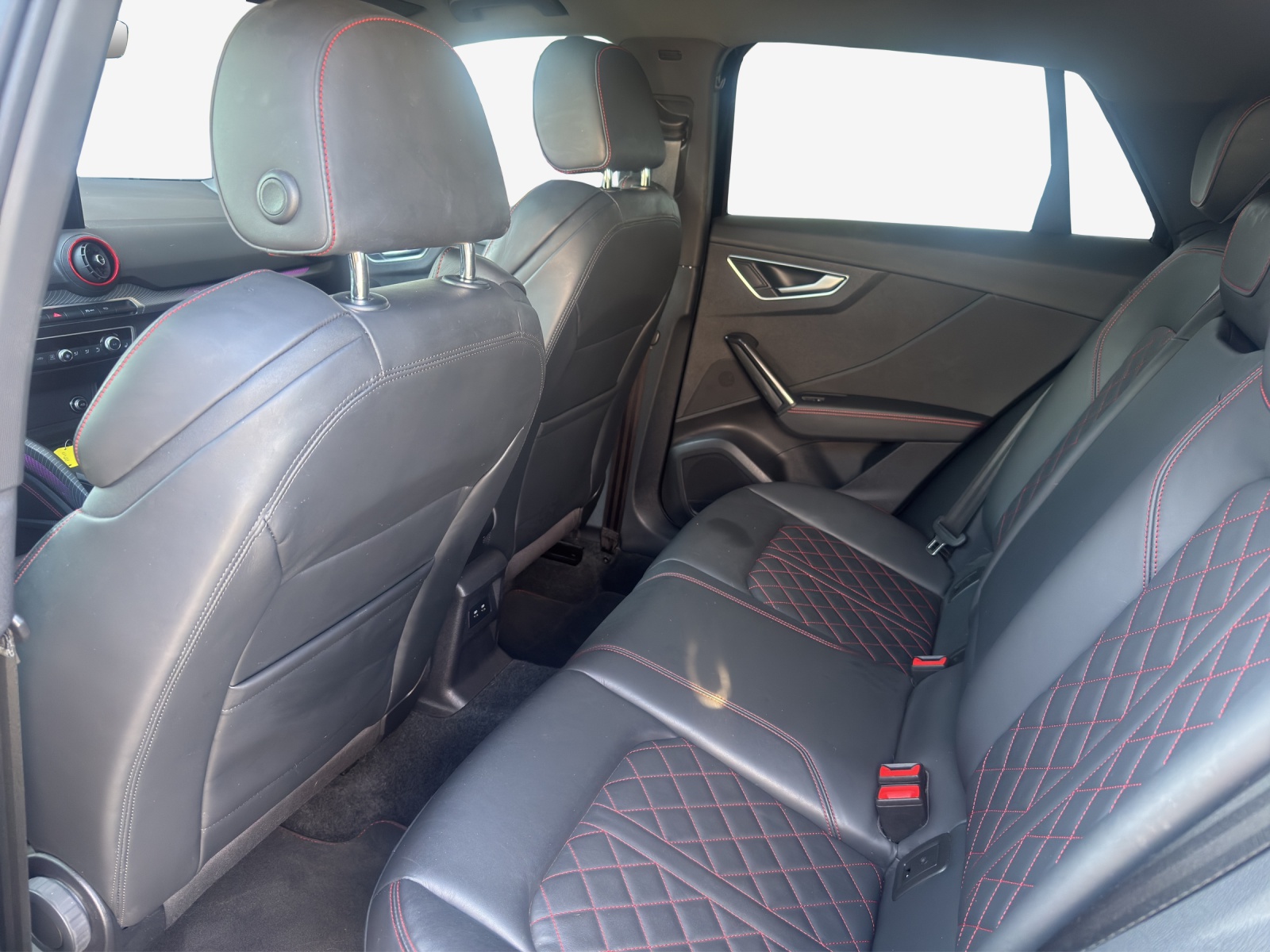 AUDI Q2 40 TFSI S line Attraction quattro S-tronic-image-11