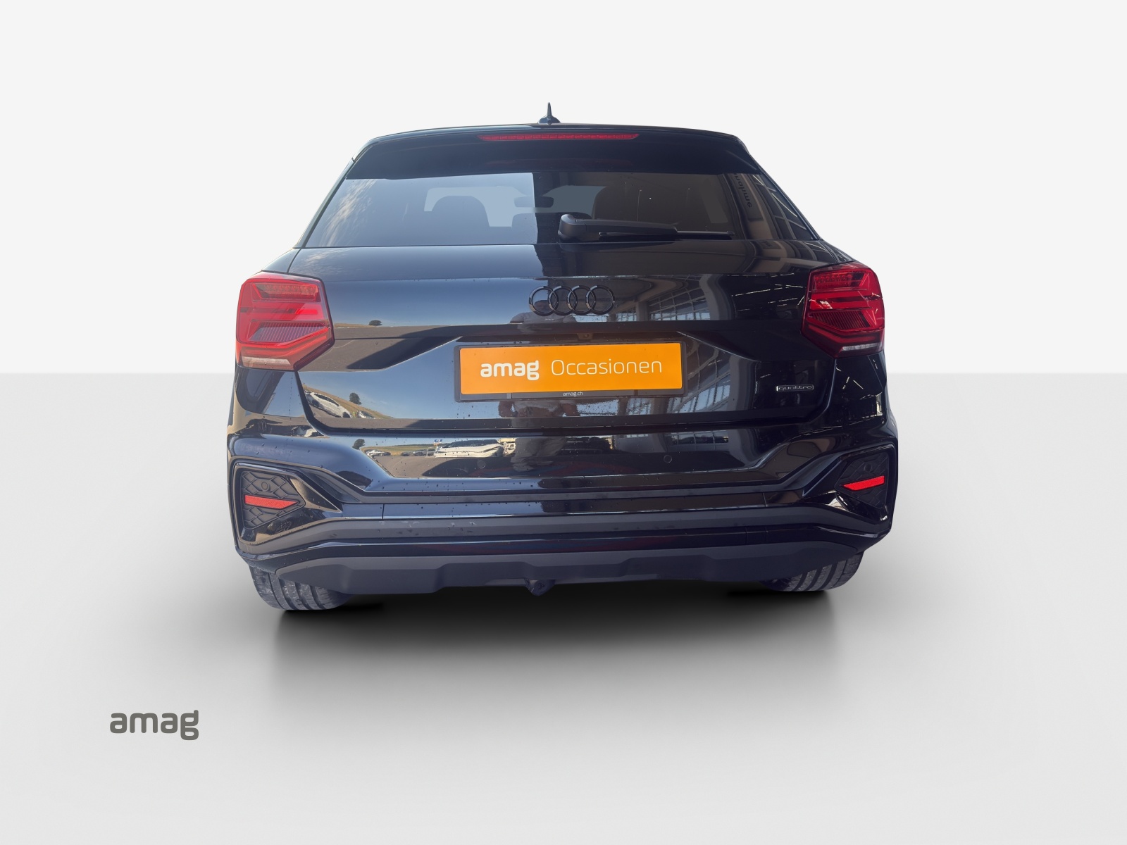 AUDI Q2 40 TFSI S line Attraction quattro S-tronic-image-3