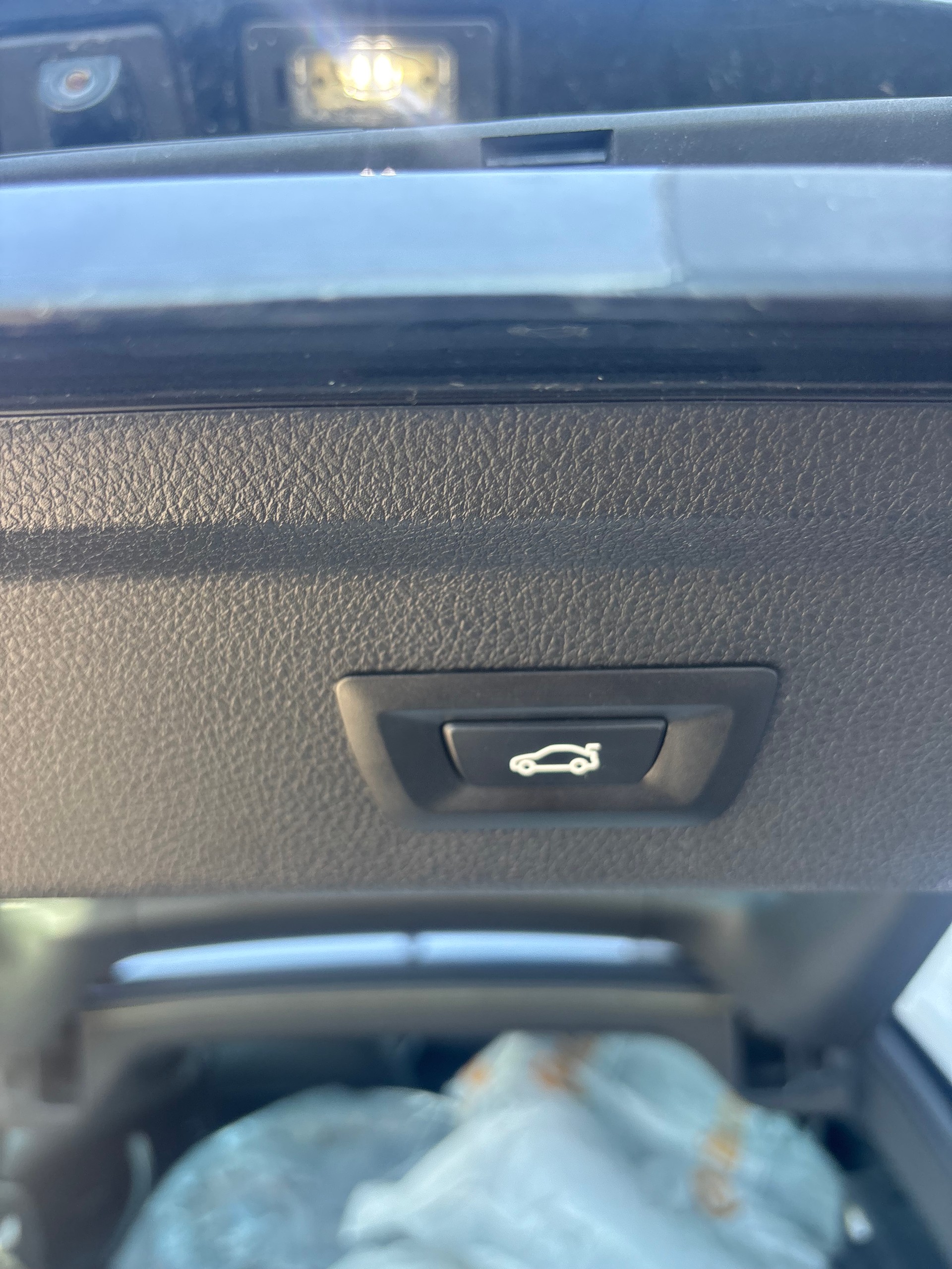 BMW 320d GT xDrive Luxury Line Steptronic-image-9
