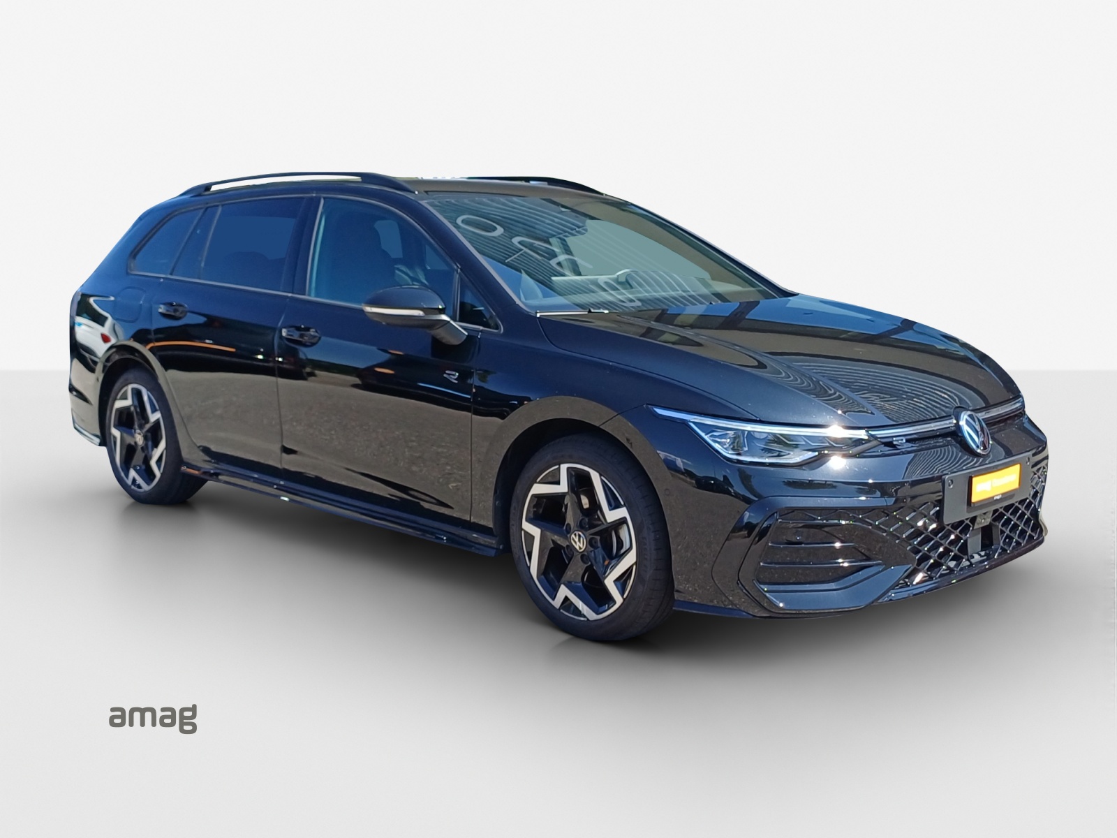 VW Golf Variant 2.0 TSI R-Line DSG 4 Motion-image-5