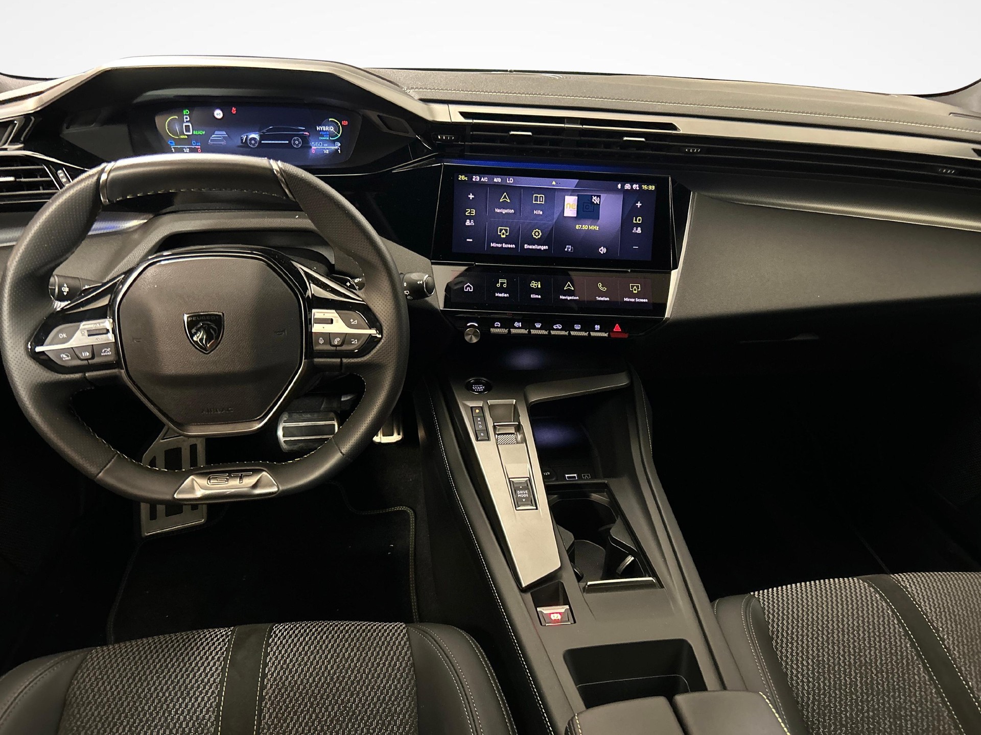 PEUGEOT 308 SW 1.6 PHEV 180 GT-image-7