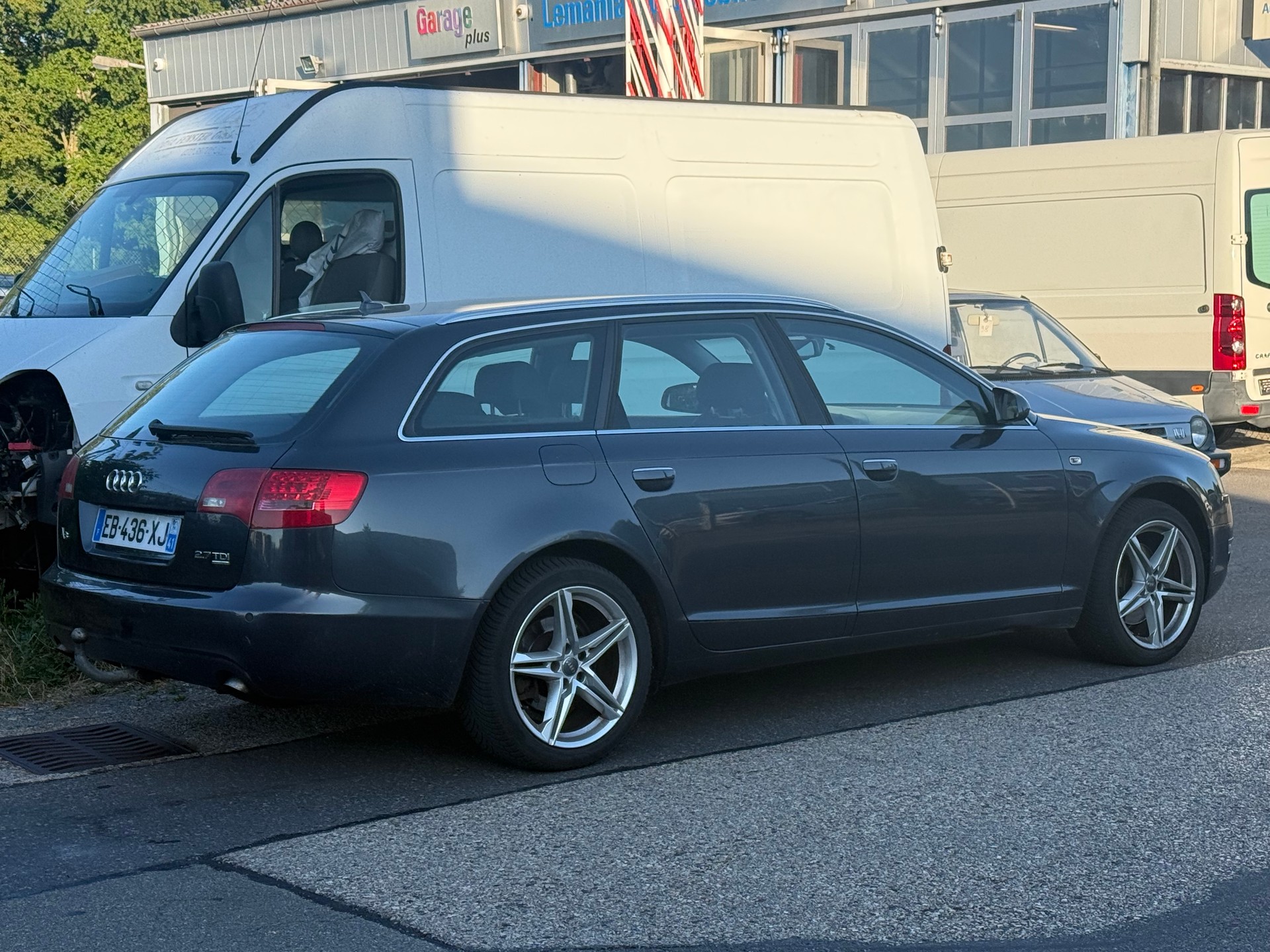 AUDI A6 Avant 2.7 V6 TDI quattro tiptronic-image-3