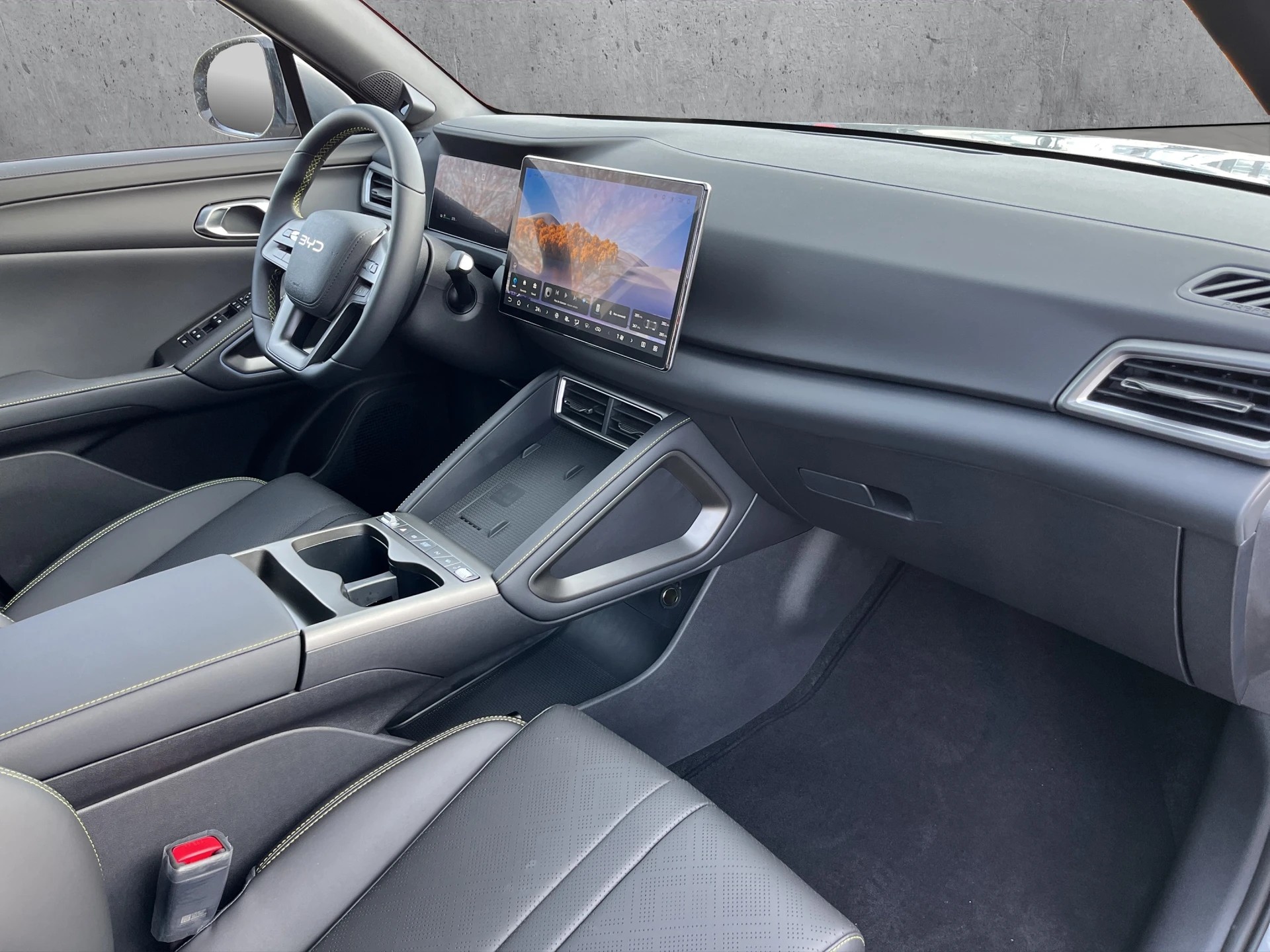 BYD ATTO 2 Comfort 64.8 kWh-image-3