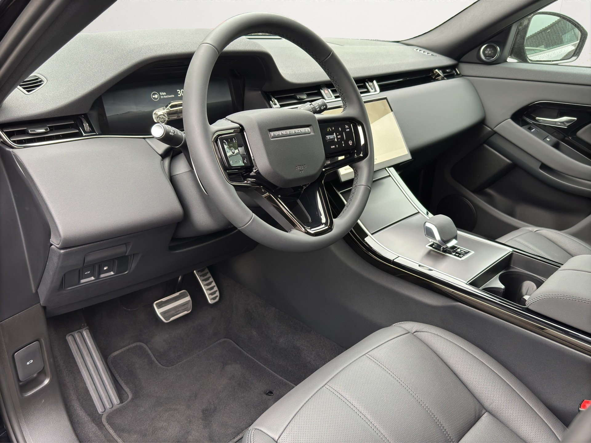LAND ROVER Evoque P 270e Dynamic SE Black Pack 4x4 5 Jahre Werksgarantie-image-10