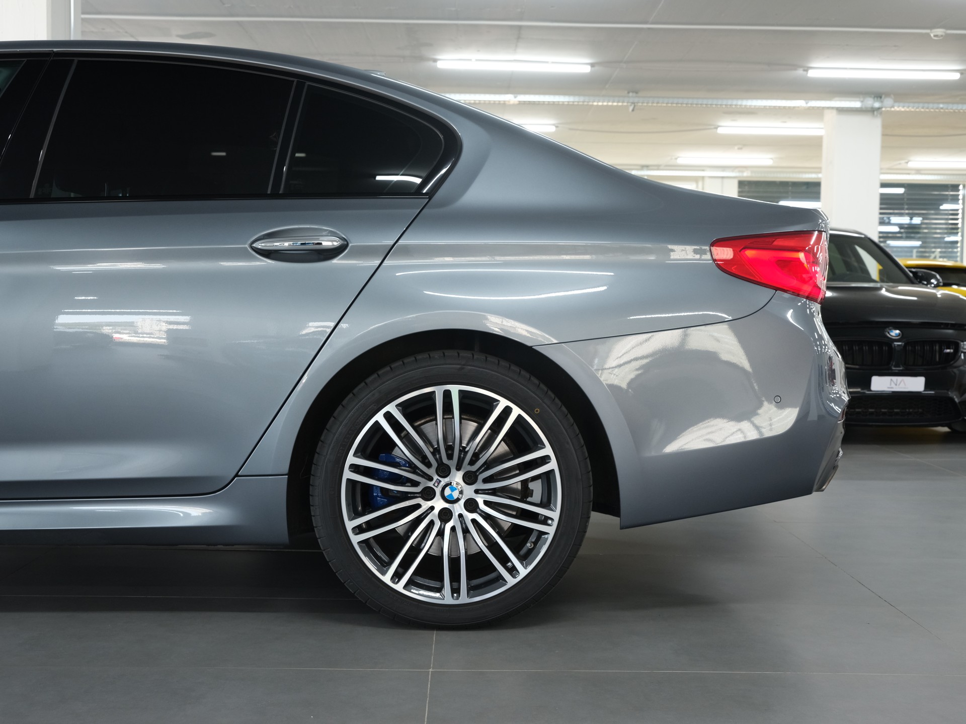 BMW 540i xDrive Sport Line Steptronic *360 Kamera* *Panorama* *X-Drive*-image-13
