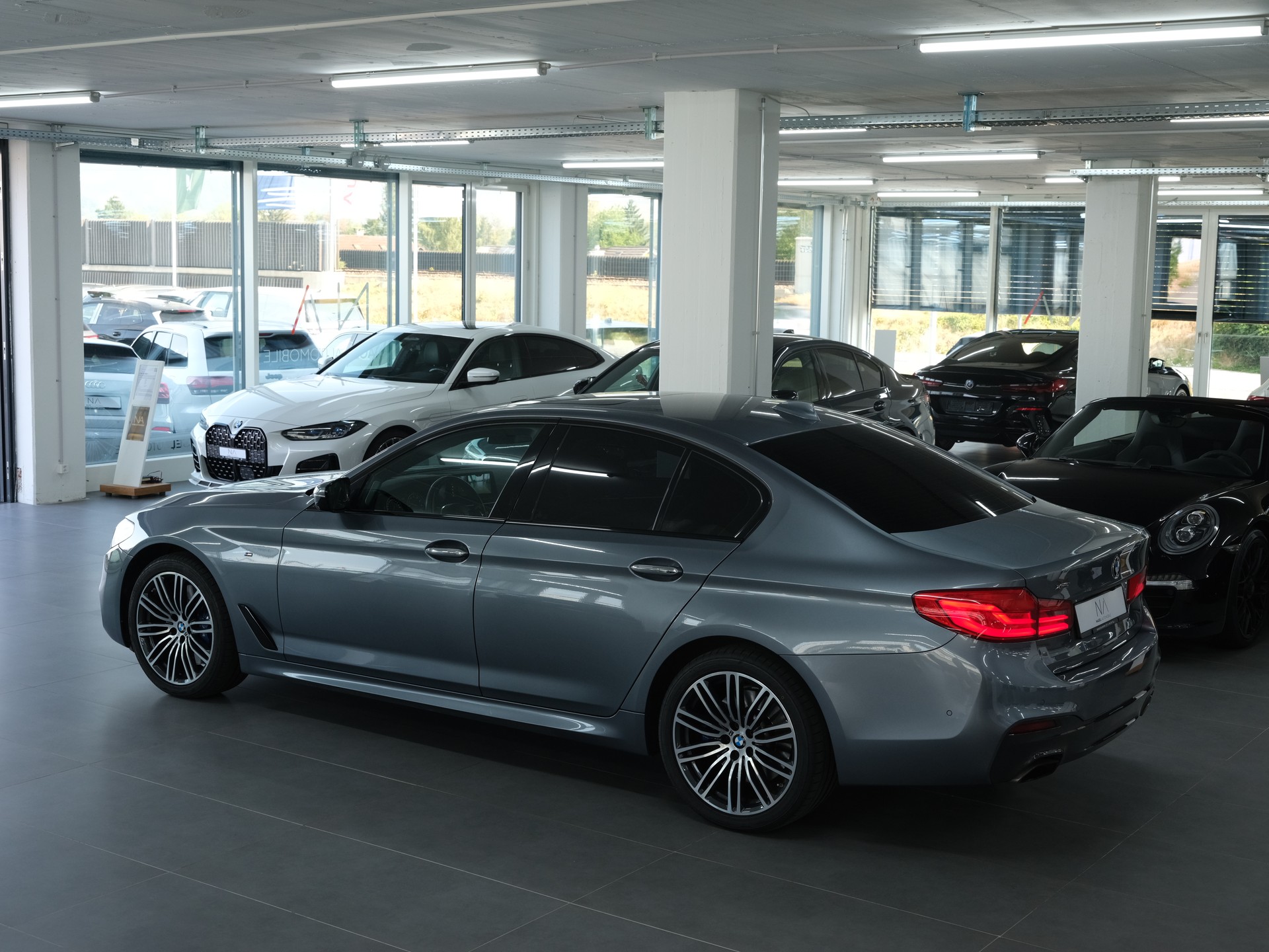 BMW 540i xDrive Sport Line Steptronic *360 Kamera* *Panorama* *X-Drive*-image-16