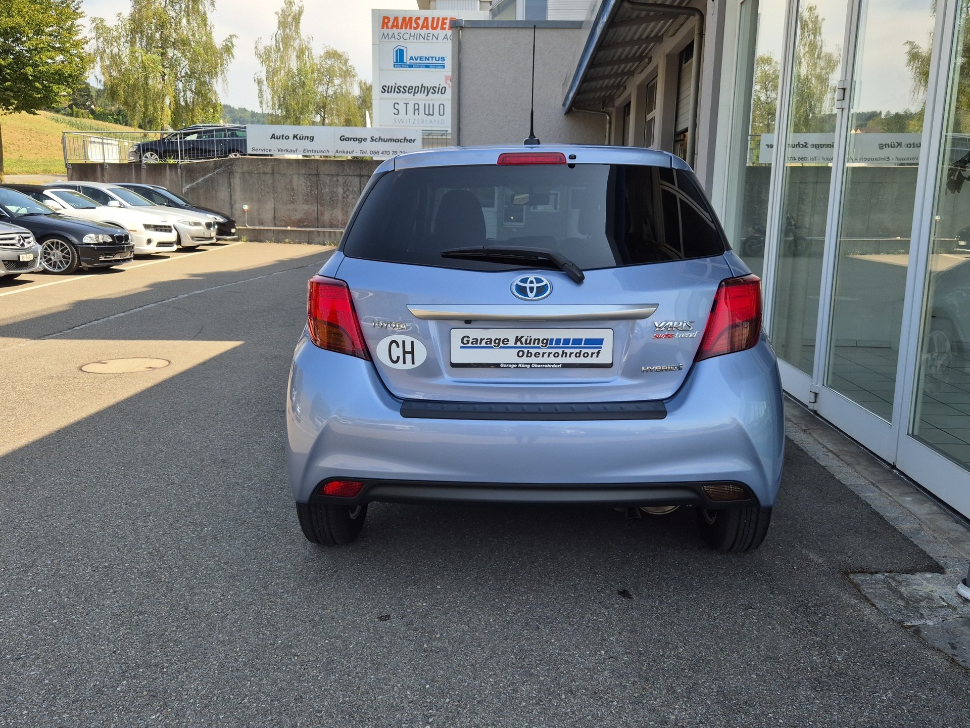 TOYOTA Yaris 1.5 Hybrid Swiss Trend e-CVT-image-5