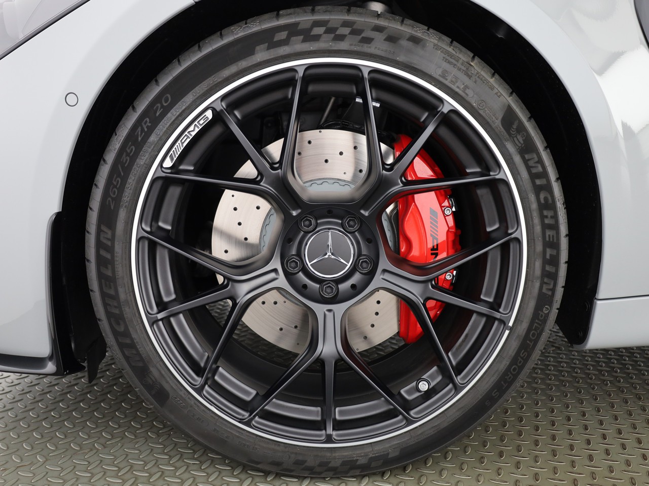MERCEDES-BENZ CLE 53 4Matic+ Cabriolet-image-25