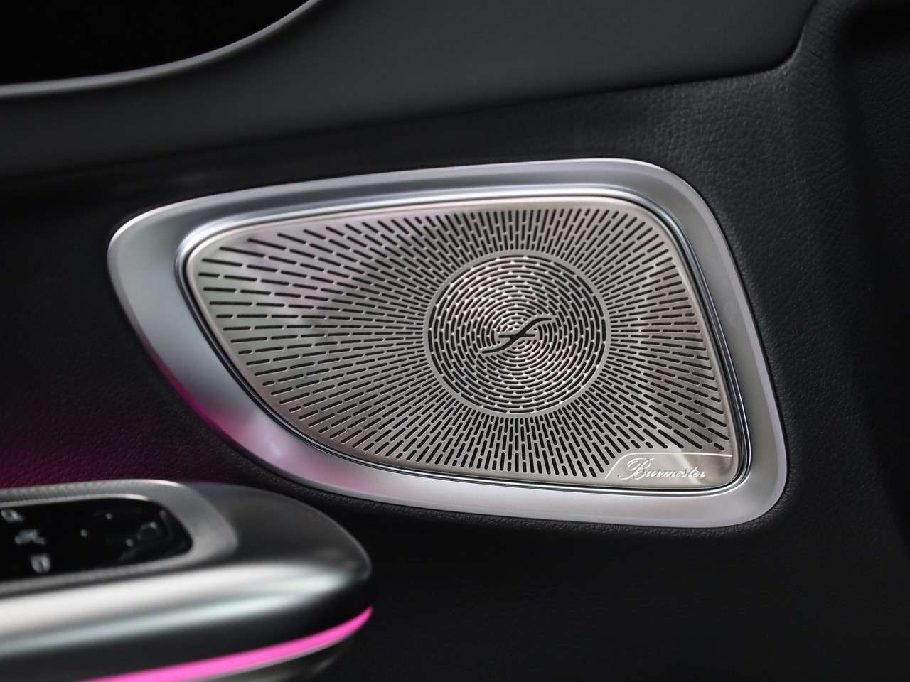 MERCEDES-BENZ CLE 53 4Matic+ Cabriolet-image-19
