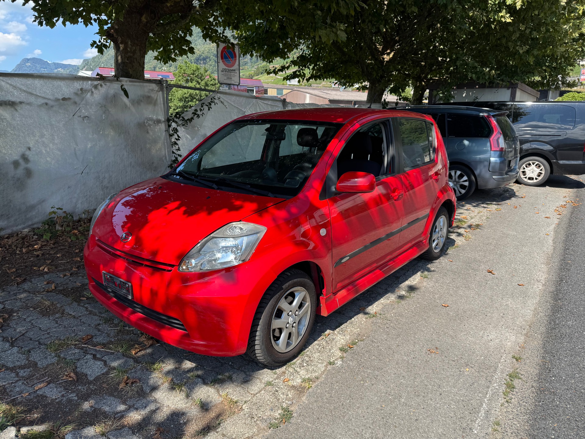 DAIHATSU SIRION-image-2