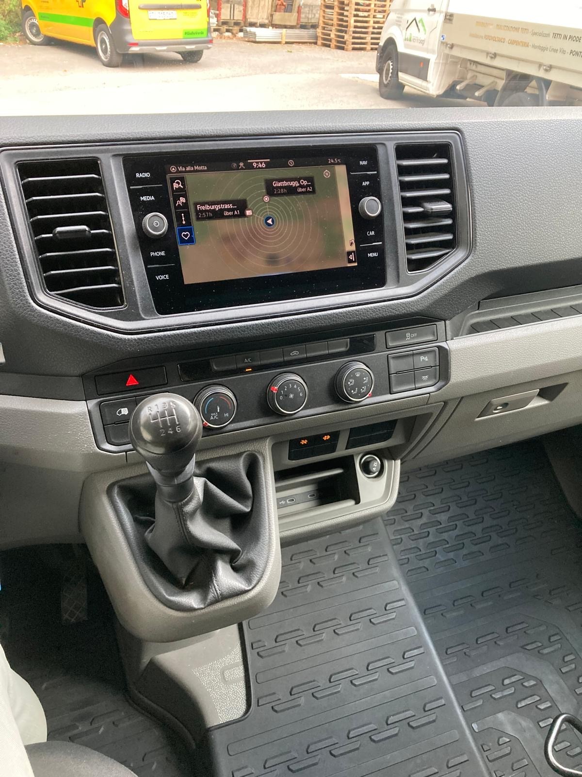 VW Crafter 35 2.0 TDI Entry L4-image-9