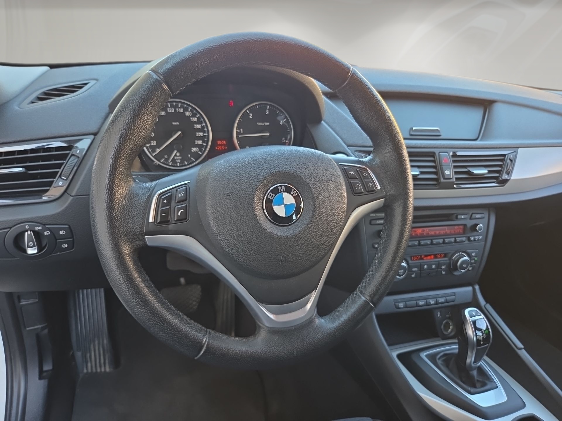 BMW X1 xDrive 18d Steptronic-image-6