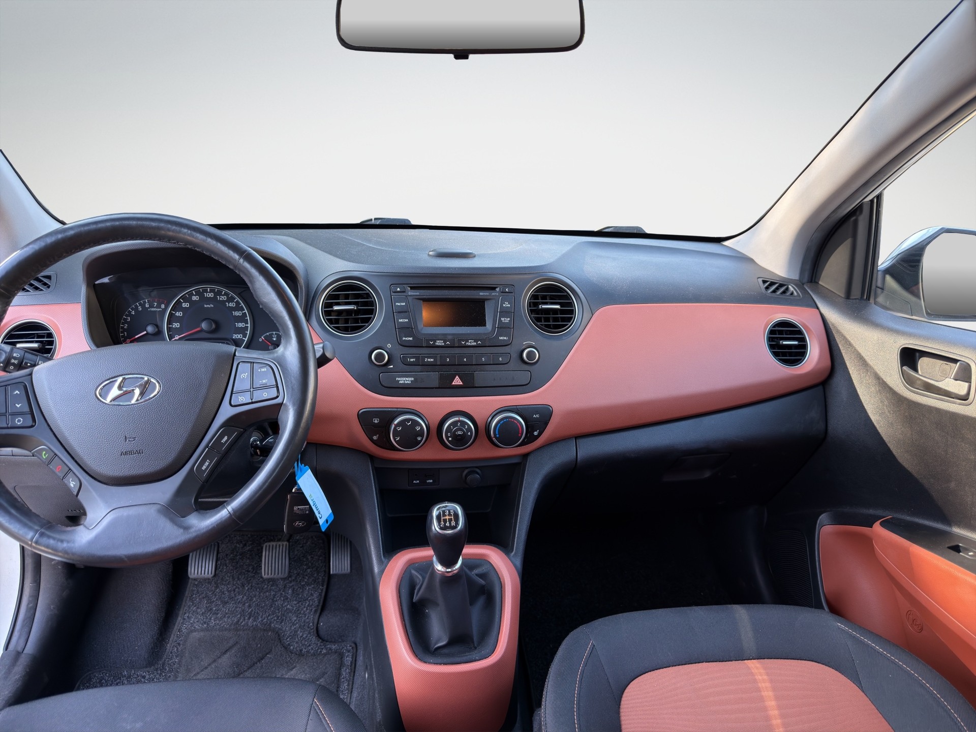 HYUNDAI i10 1.2 Vertex-image-10