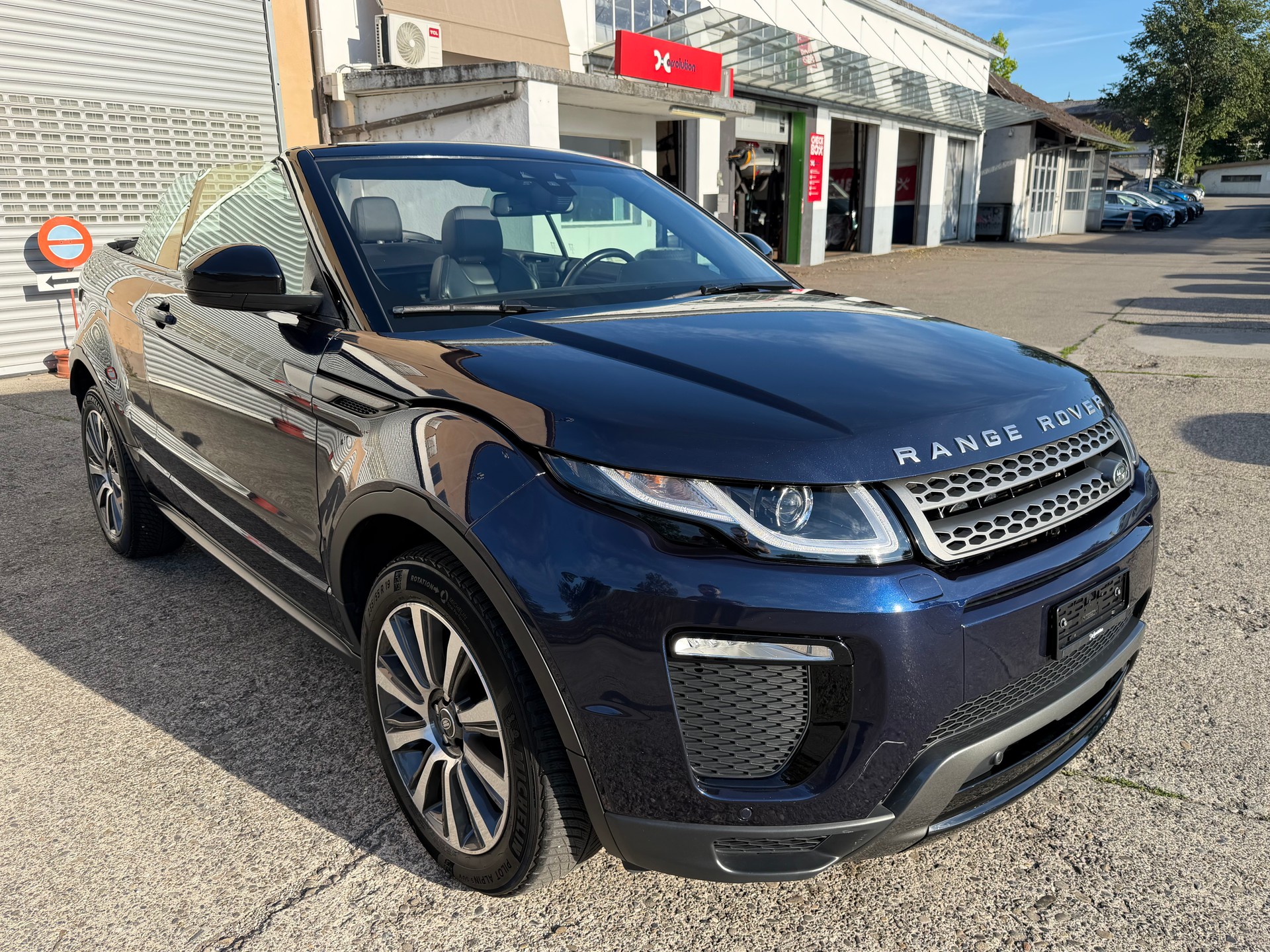 LAND ROVER Range Rover Evoque Conver. 2.0 TD4 HSE Dynamic AT9-image-6