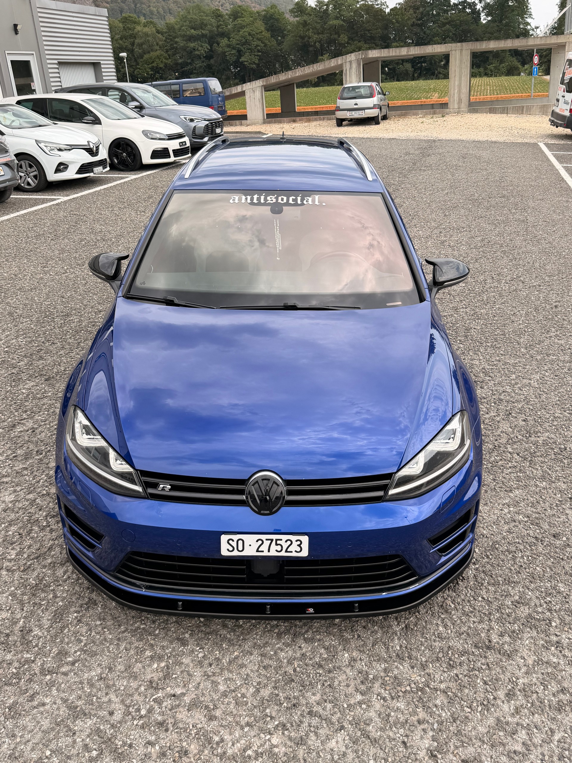 VW 2.0 TSI R 4motion-image-0