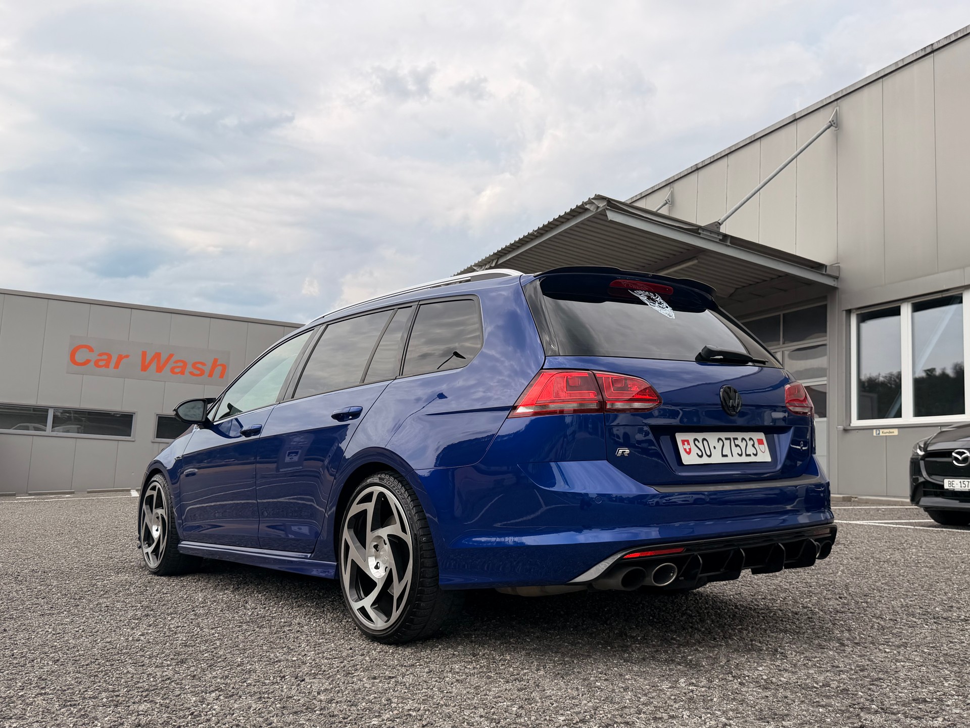 VW 2.0 TSI R 4motion-image-1