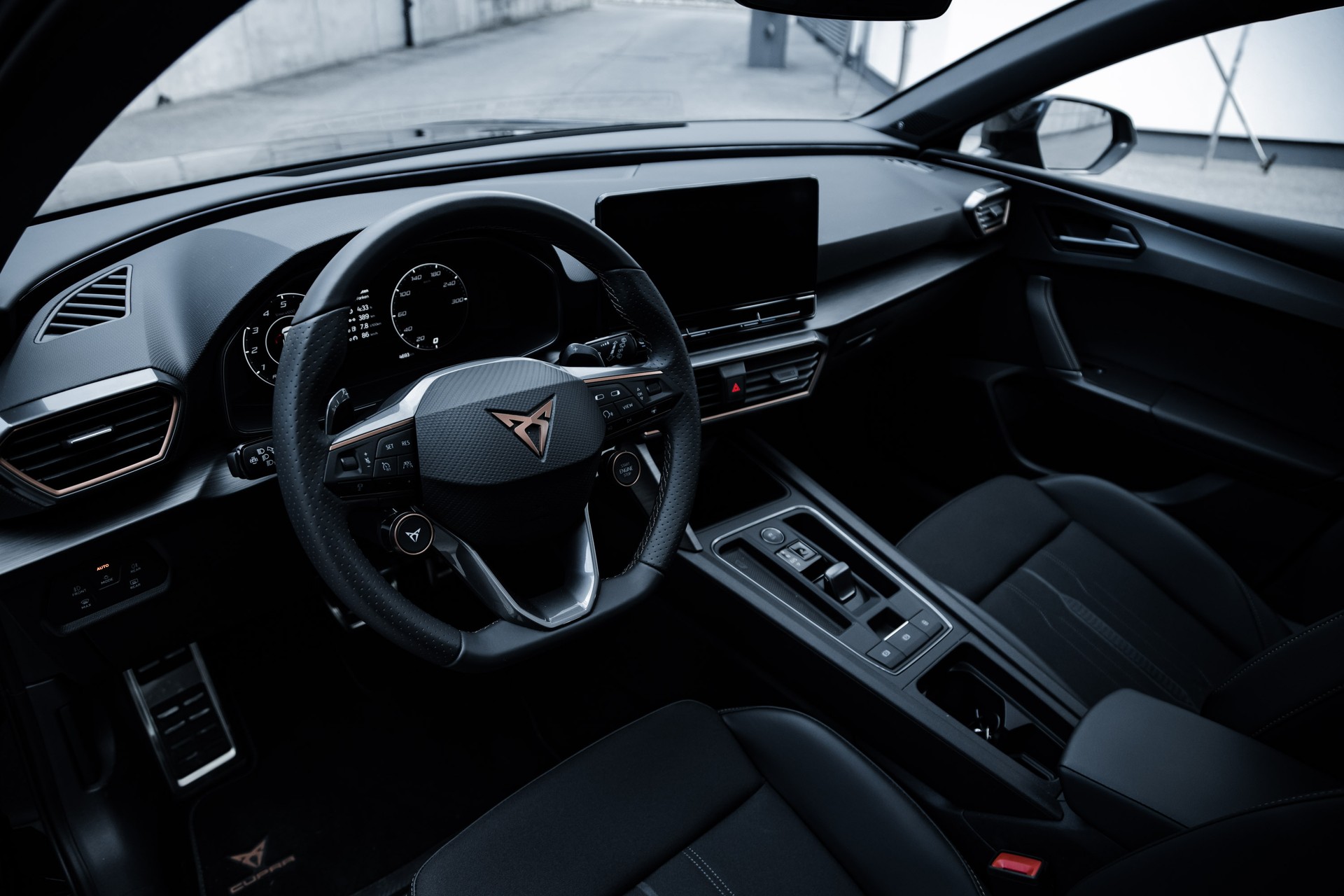 CUPRA JE LEON ST Widebody RS 310PS 4Drive DSG-image-18